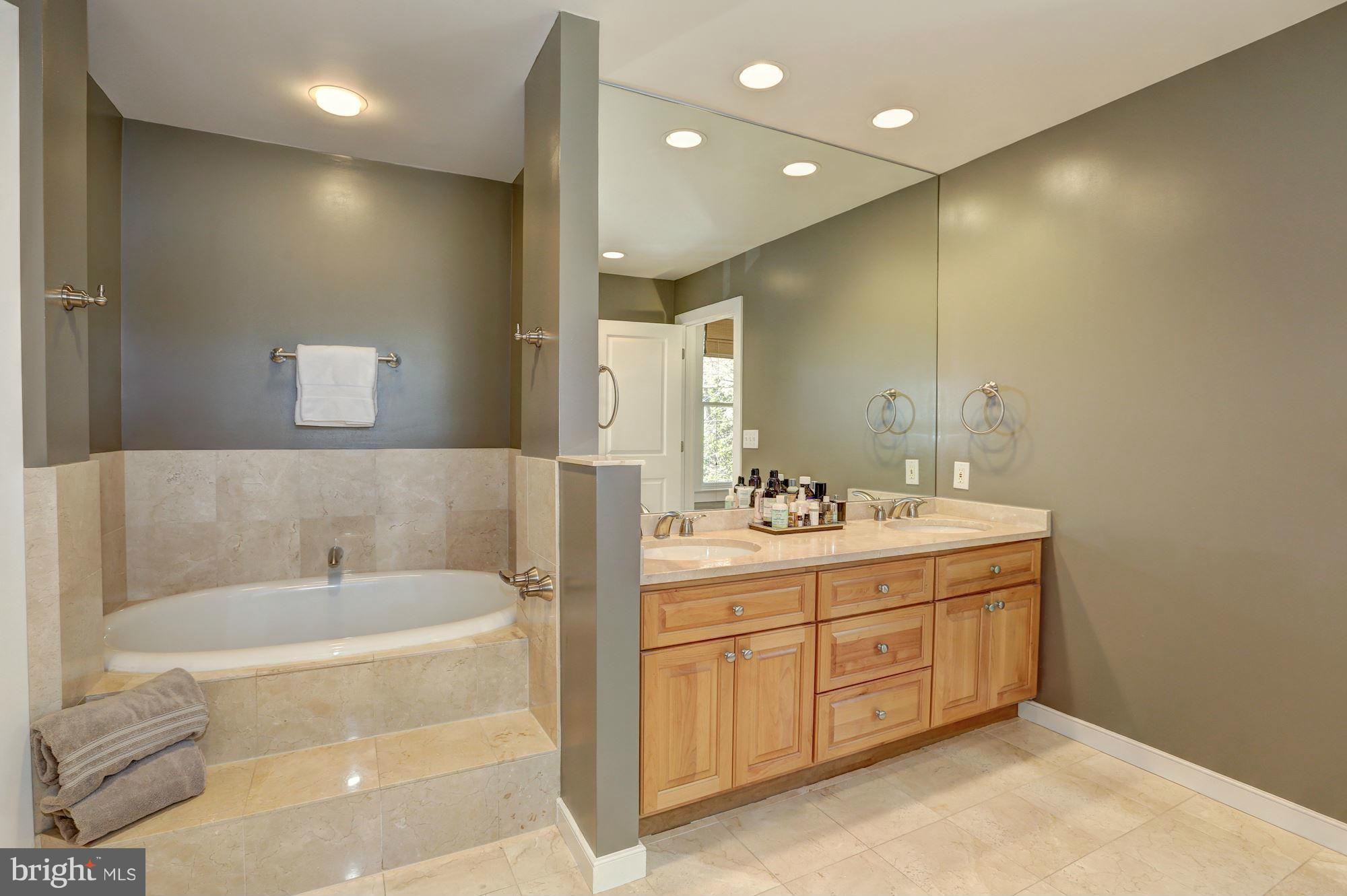 BANNOCKBURN - Residential