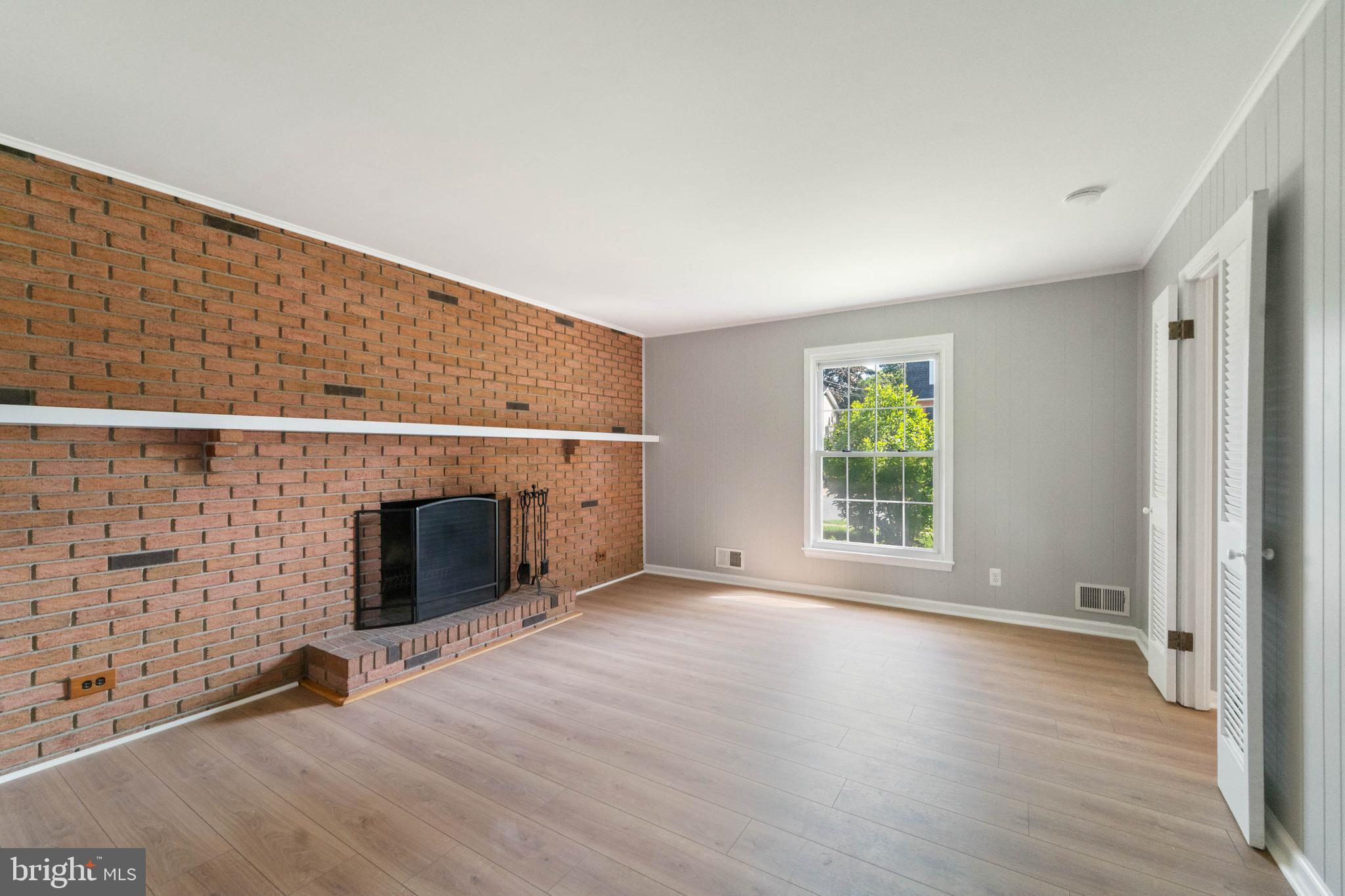 SPRINGDALE - Residential