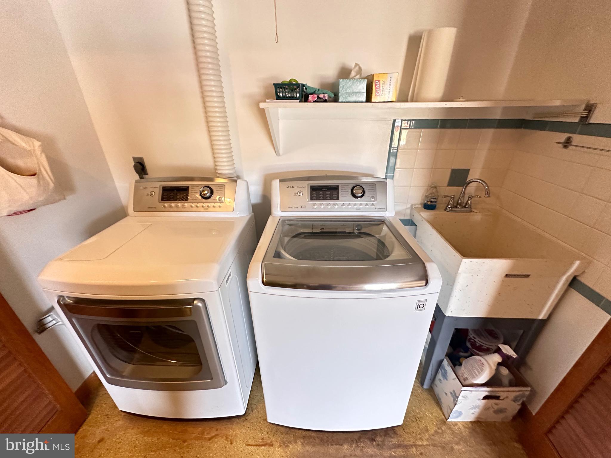 AIR PORT ADDITION - Residential