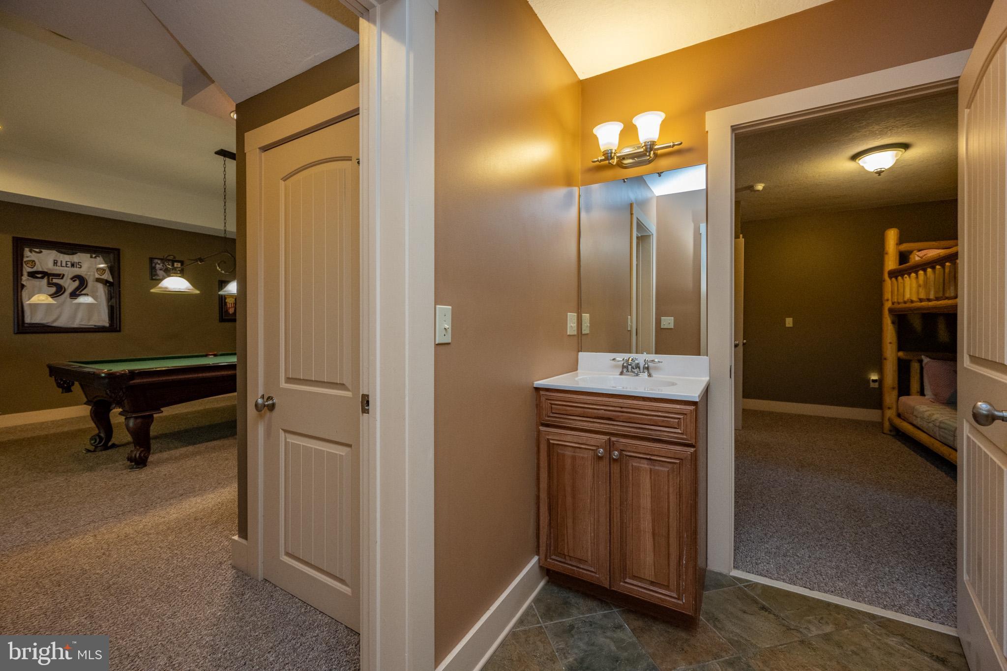 TIMBERLAKE VILLAGE - Residential