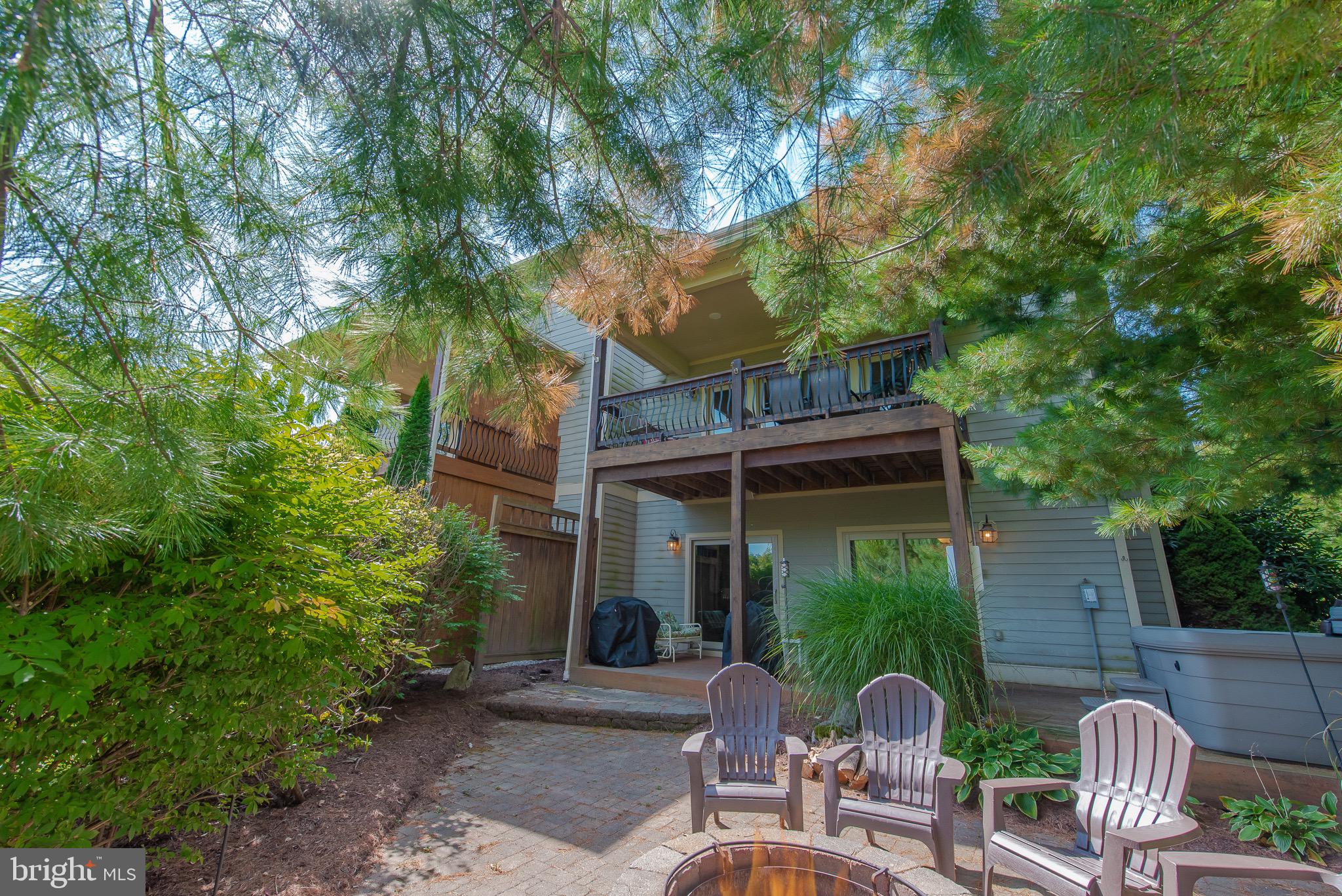 TIMBERLAKE VILLAGE - Residential