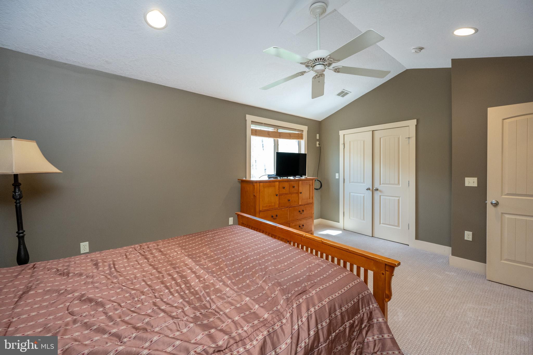 TIMBERLAKE VILLAGE - Residential