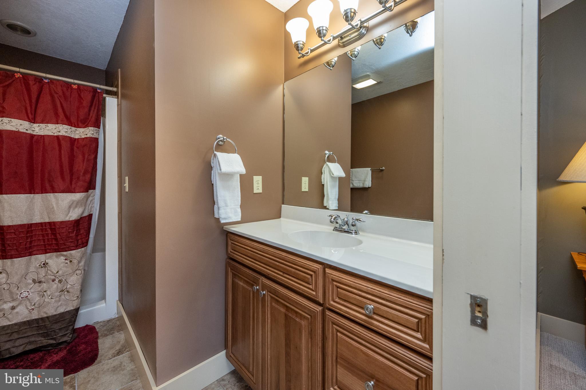 TIMBERLAKE VILLAGE - Residential