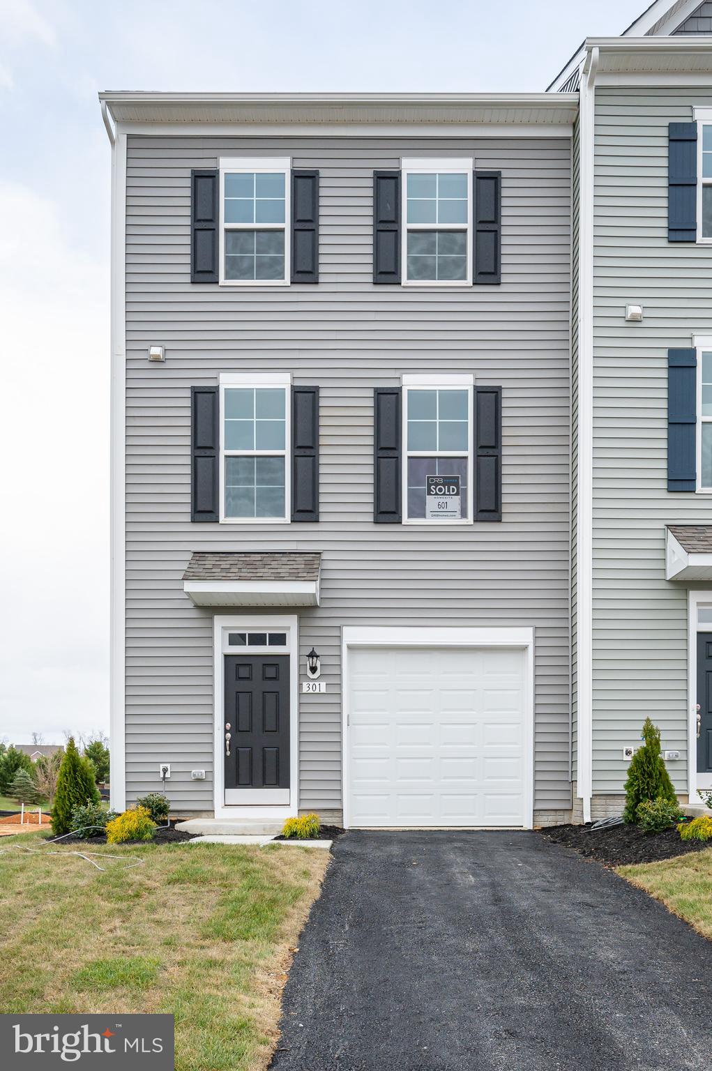 MARTINSBURG STATION - Residential Lease