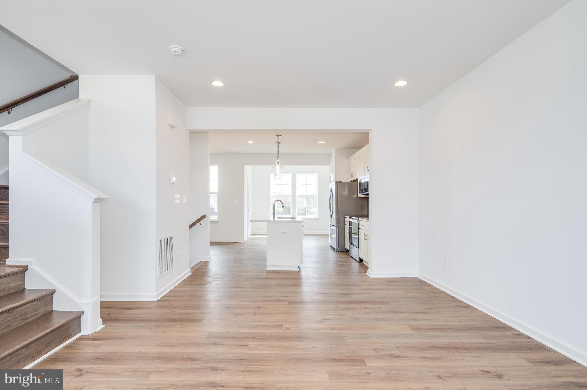 MARTINSBURG STATION - Residential Lease