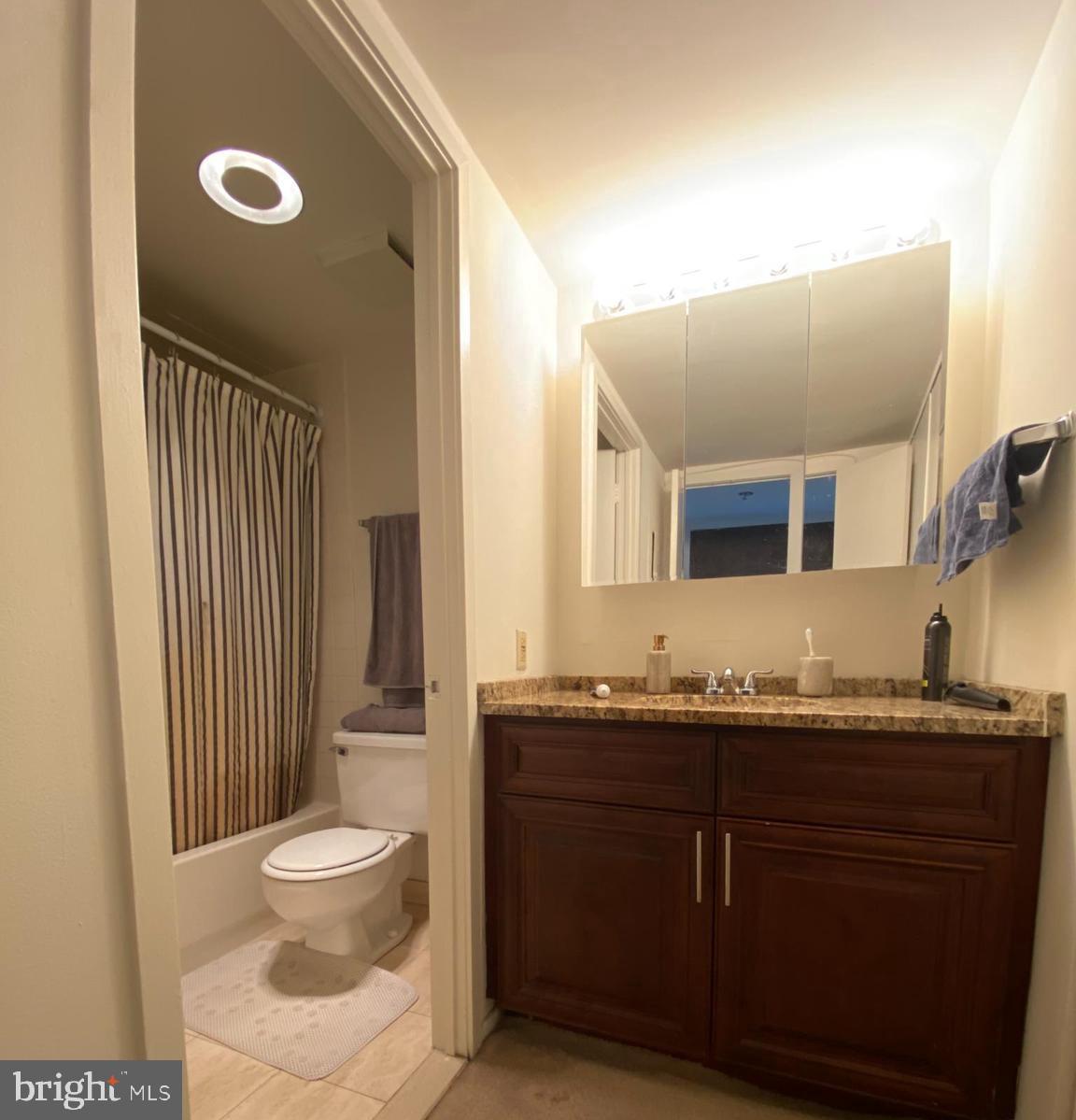 2020 WALNUT STREET 29F