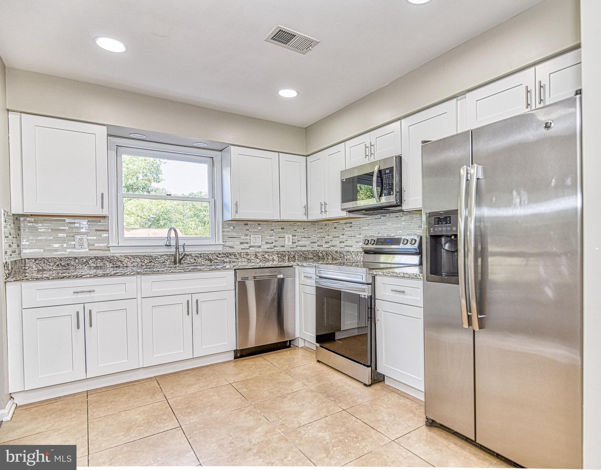 SHANNON STATION - Residential Lease