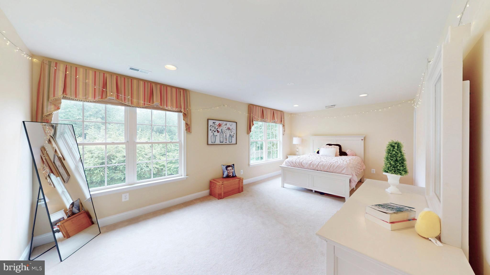 ORCHARD VIEW - Residential