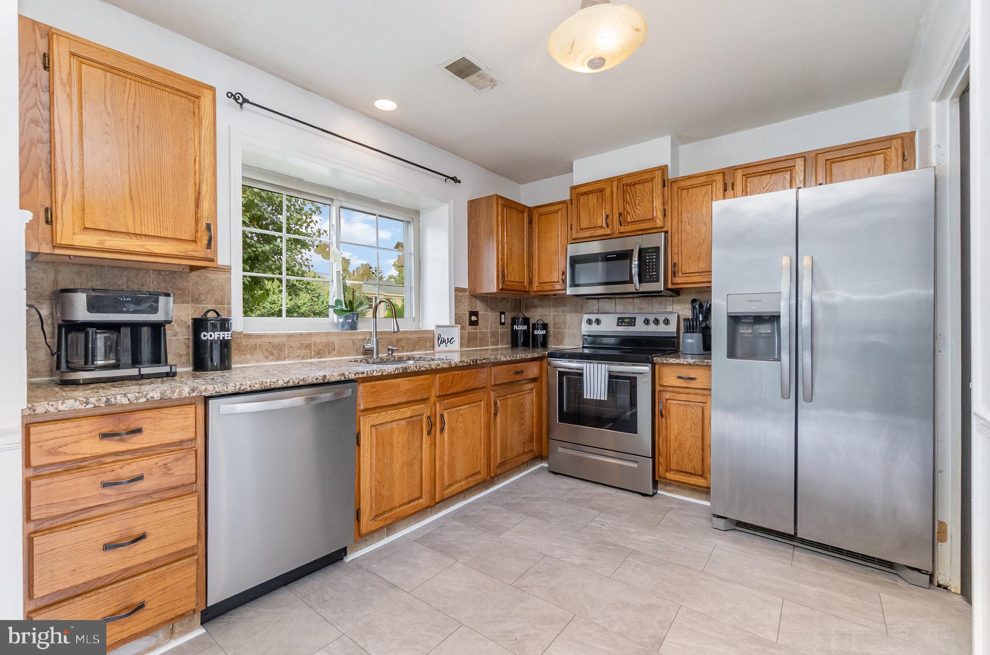 SILVER SPRING STATION - Residential