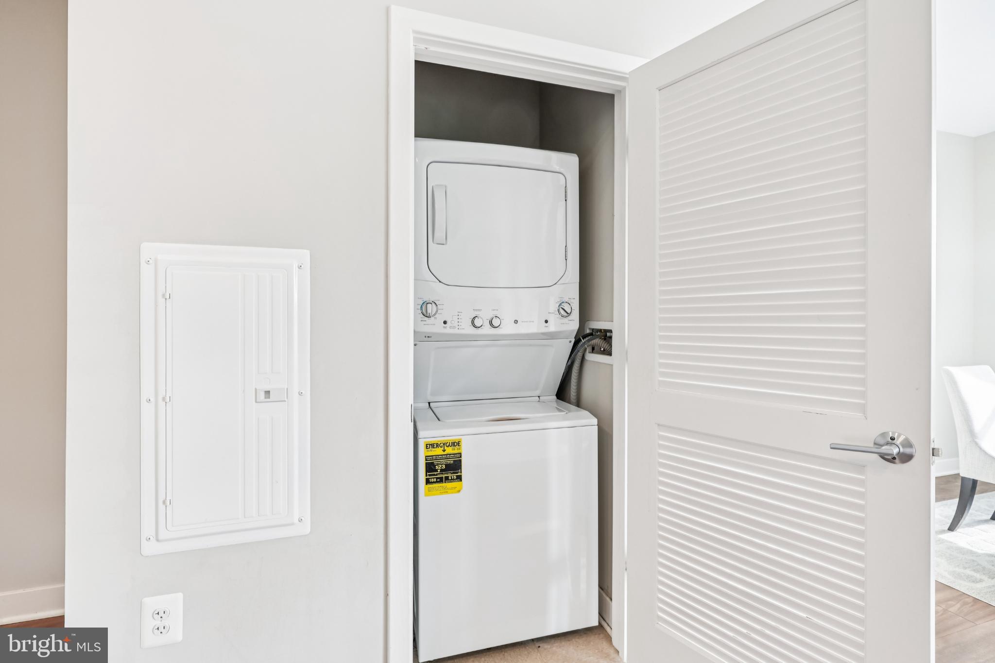 TRAFALGAR FLATS - Residential Lease