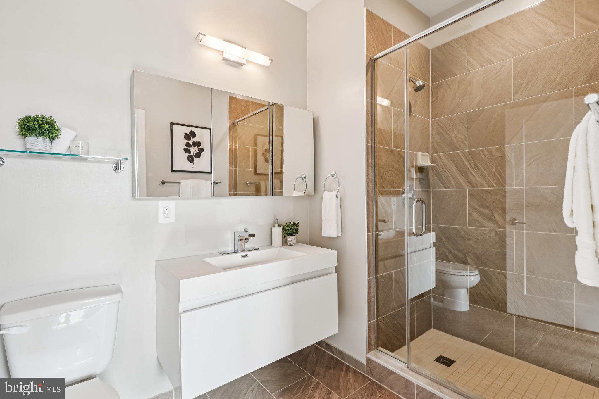 TRAFALGAR FLATS - Residential Lease