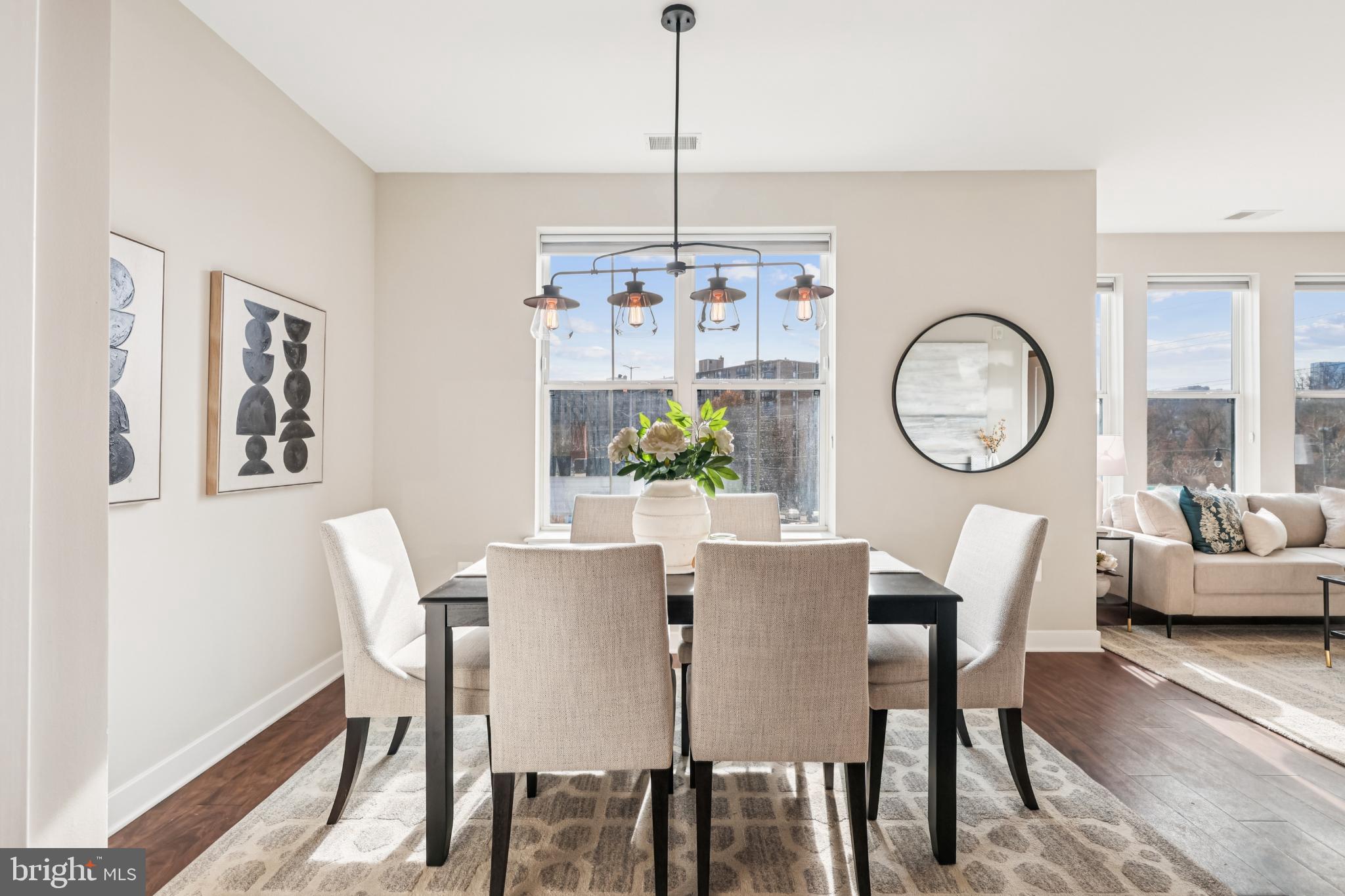 TRAFALGAR FLATS - Residential Lease