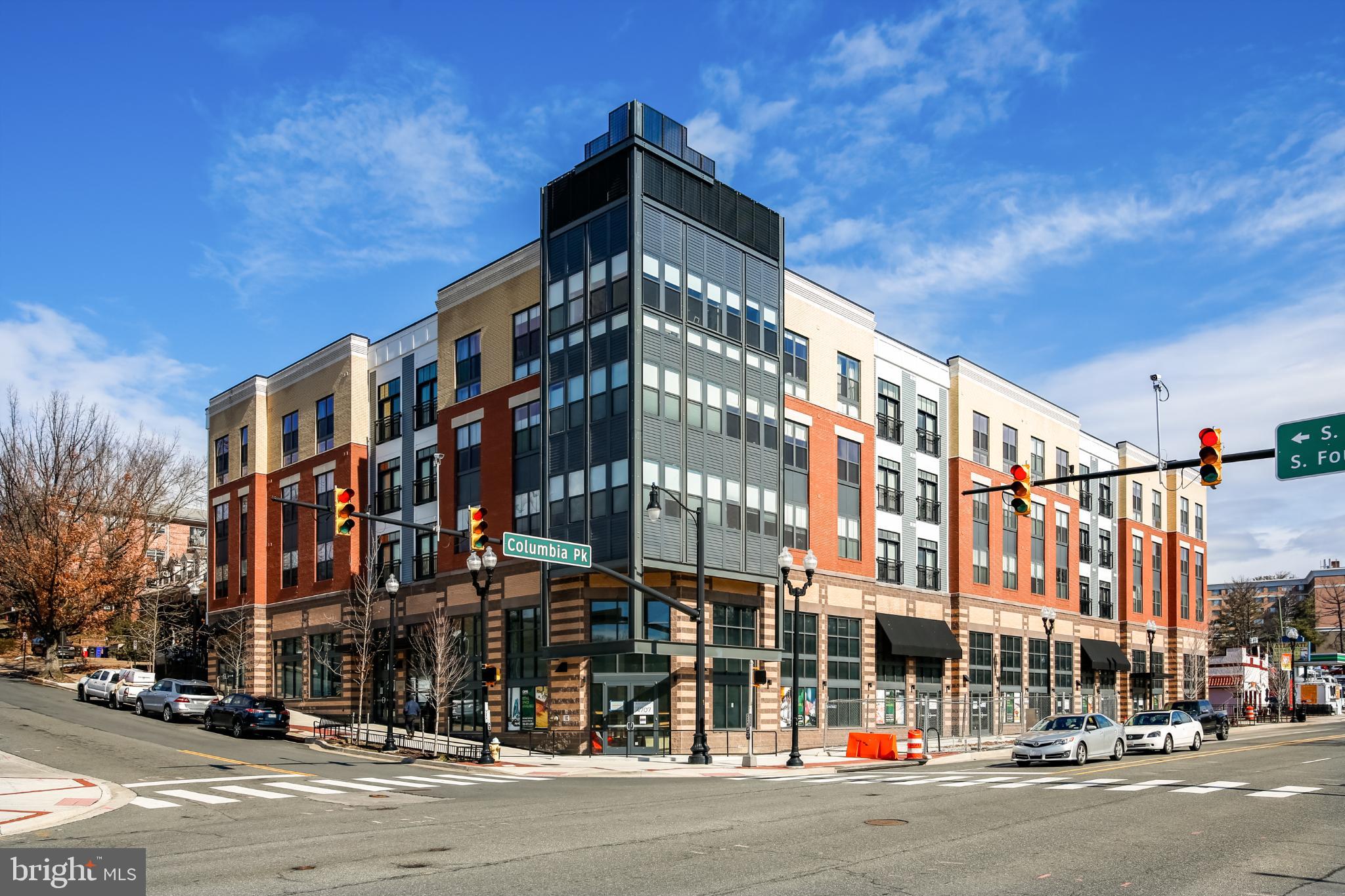 TRAFALGAR FLATS - Residential Lease