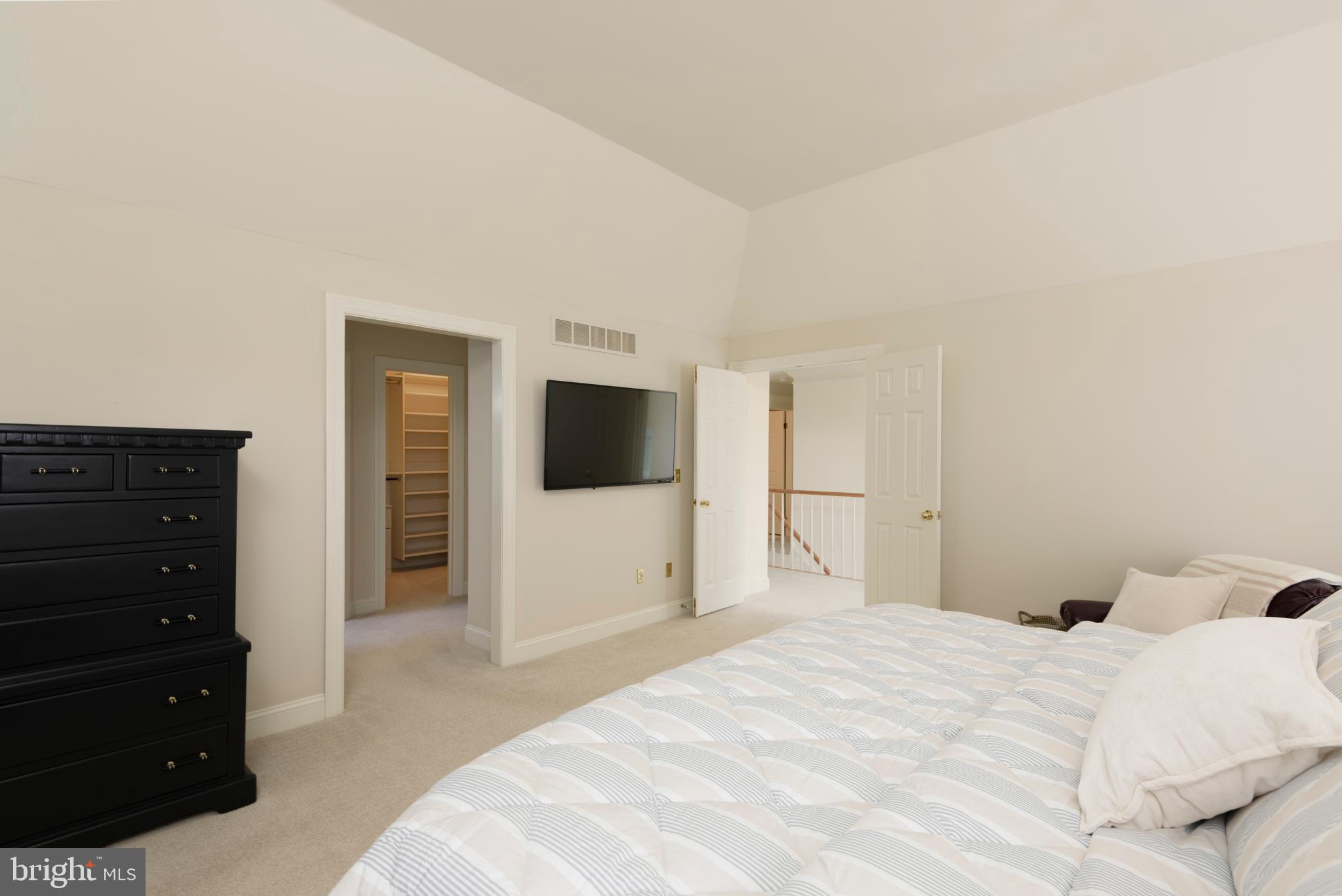 KNOLLS OF BIRMINGH - Residential