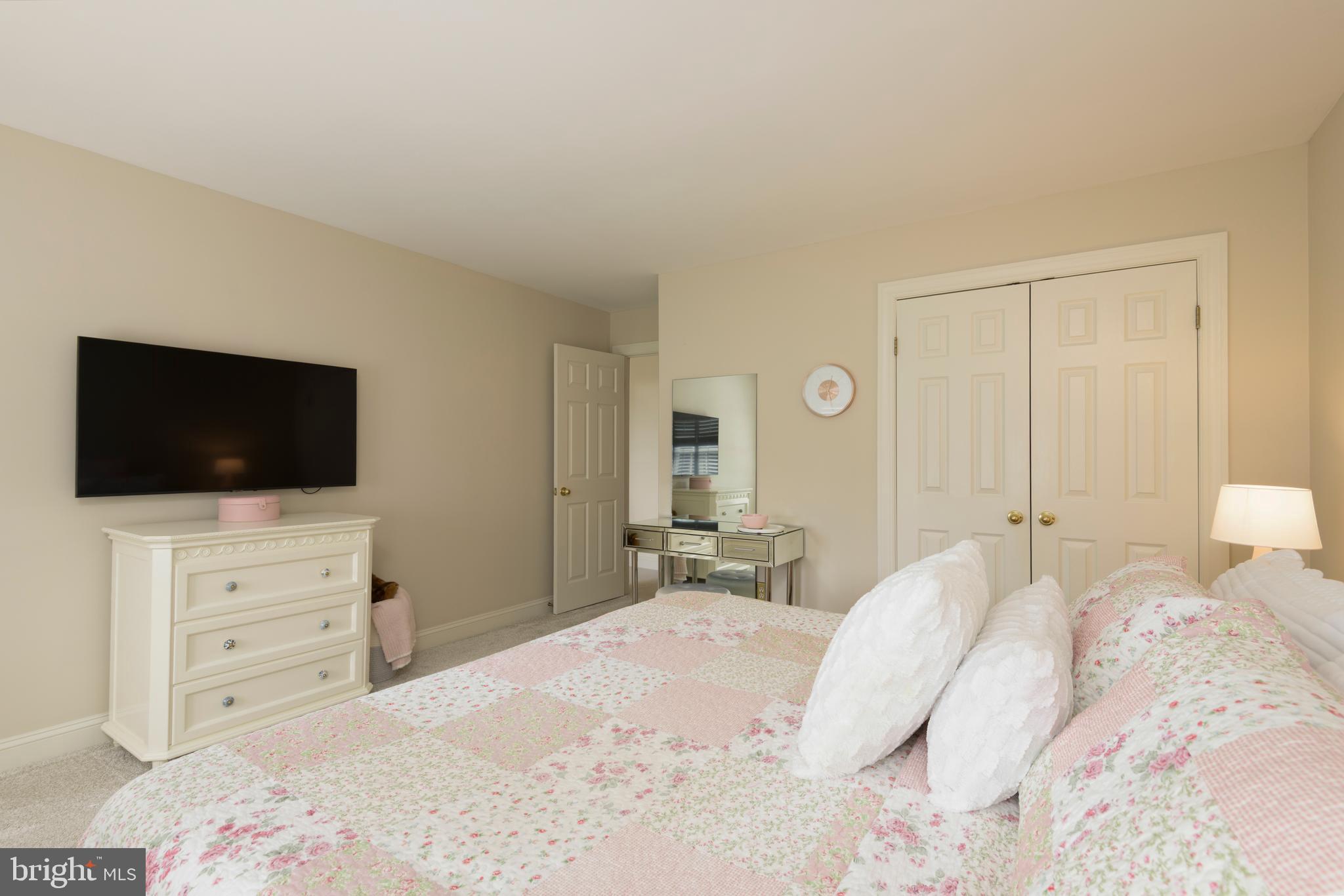 KNOLLS OF BIRMINGH - Residential