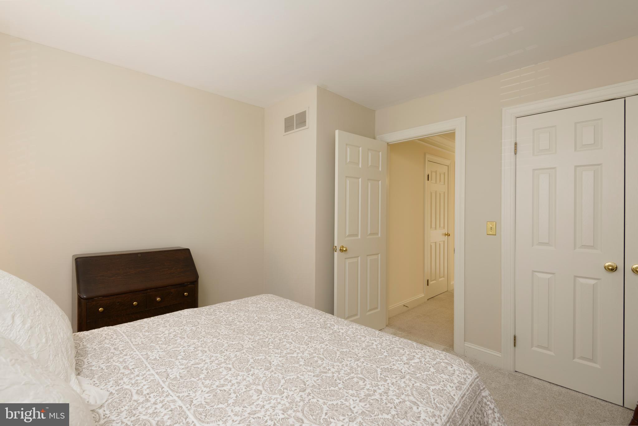 KNOLLS OF BIRMINGH - Residential