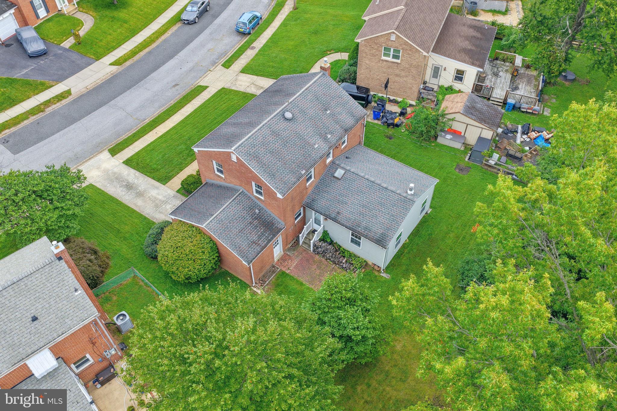 7 FERNCLIFF ROAD