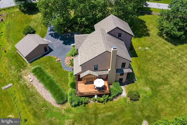 53 WOODS LANE
