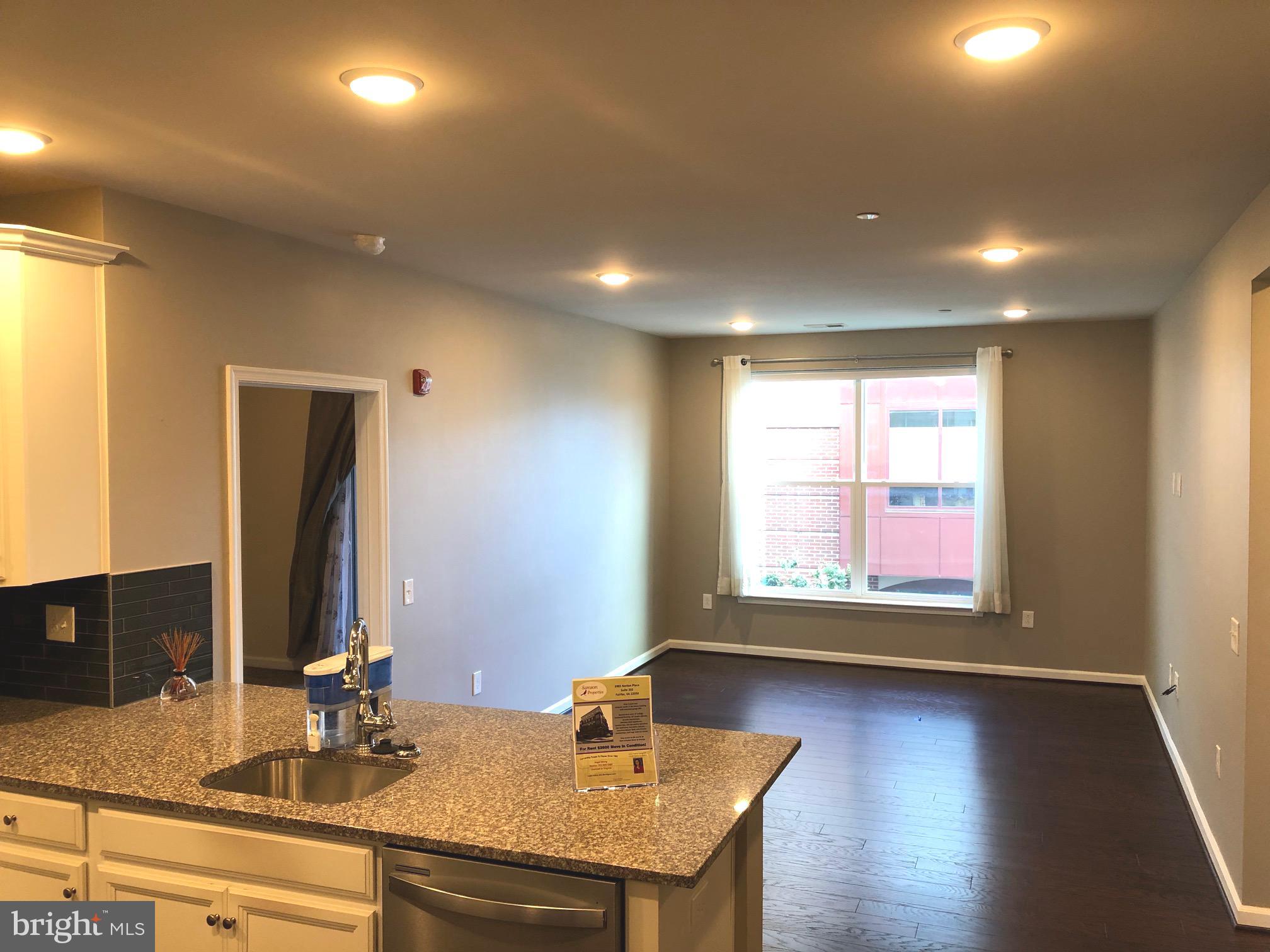 MOUNT VINEYARD - Residential Lease