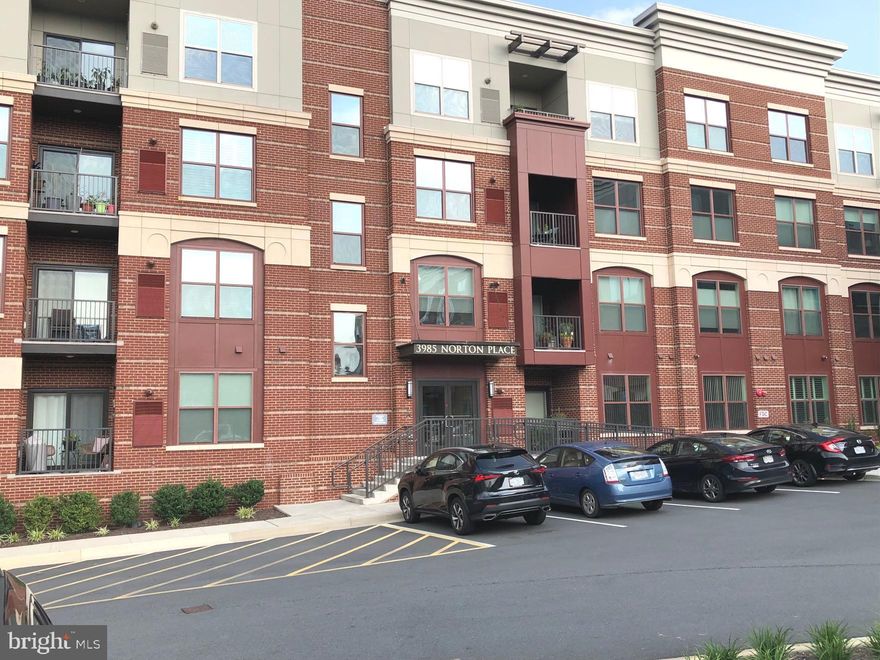 Beautiful 2nd floor elevator condo with balcony! 2 BR 2 BA with all upgrades and options, best rent in town!   Separate Dining Room, airy and bright Living Area, Contemporary Floor Plan - Open, Kitchen - Gourmet, Primary Bath, Pantry, Recessed Lighting, Upgraded Granite Countertops, Walk-in Closet, Luxurious master baths with granite tops. Window Treatments, Wood Floors,  Dishwasher, Disposal, Washer, Dryer - Front Loading, Icemaker, Microwave, Oven - Single, Oven/Stove - Gas, Refrigerator with icemaker, Stainless Steel Appliances. Accessibility Features: Main Entrance Lock, Smoke Detector, Window Features: Double Pane Parking features: plenty of parking outside and one underground oversized garage #40. Plenty of open spaces for parking in front. No smoker, super nice and move in condition.  Only Cat allowed. Home warranty in place. Photos are for your ref only.