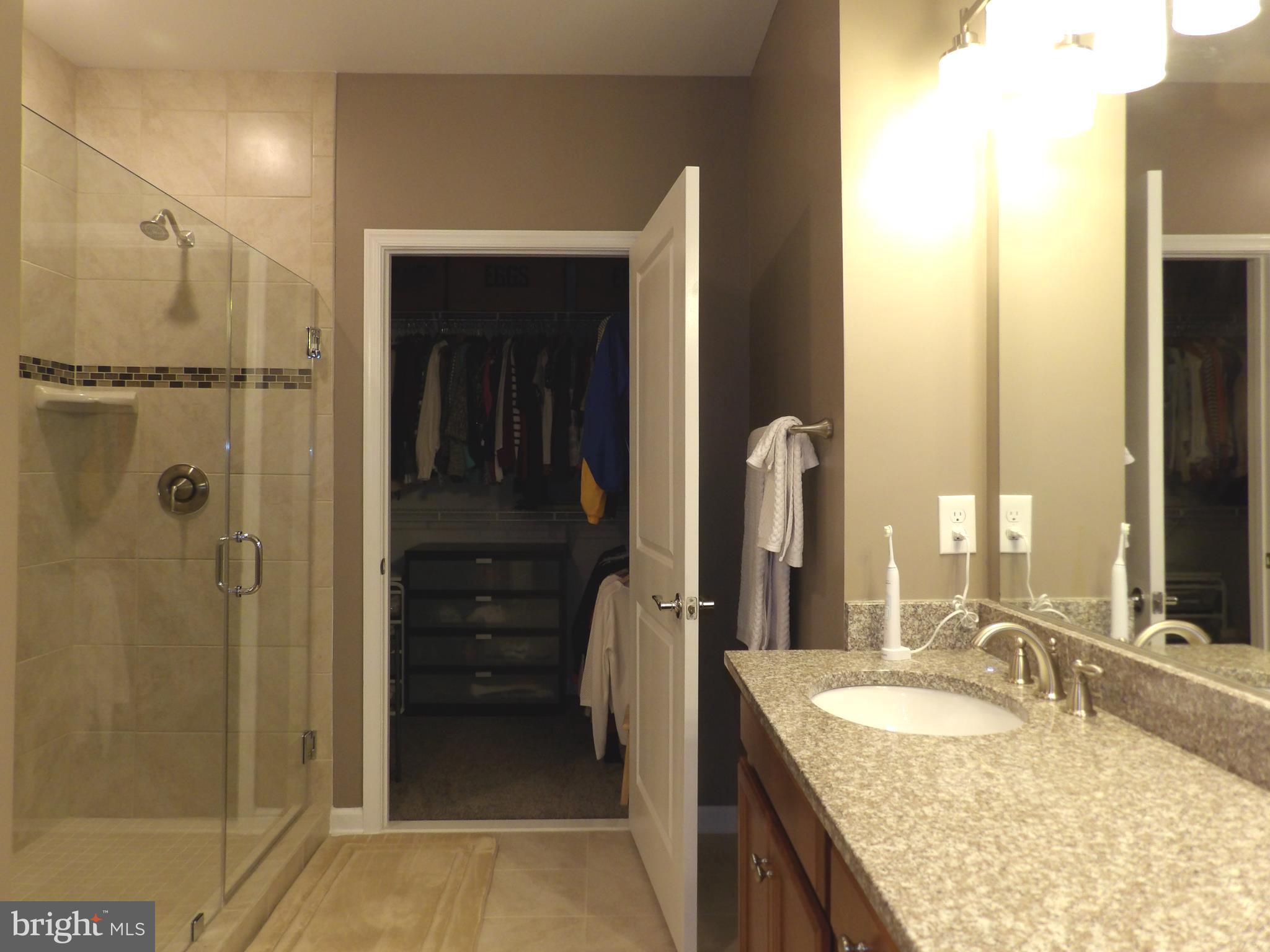 MOUNT VINEYARD - Residential Lease