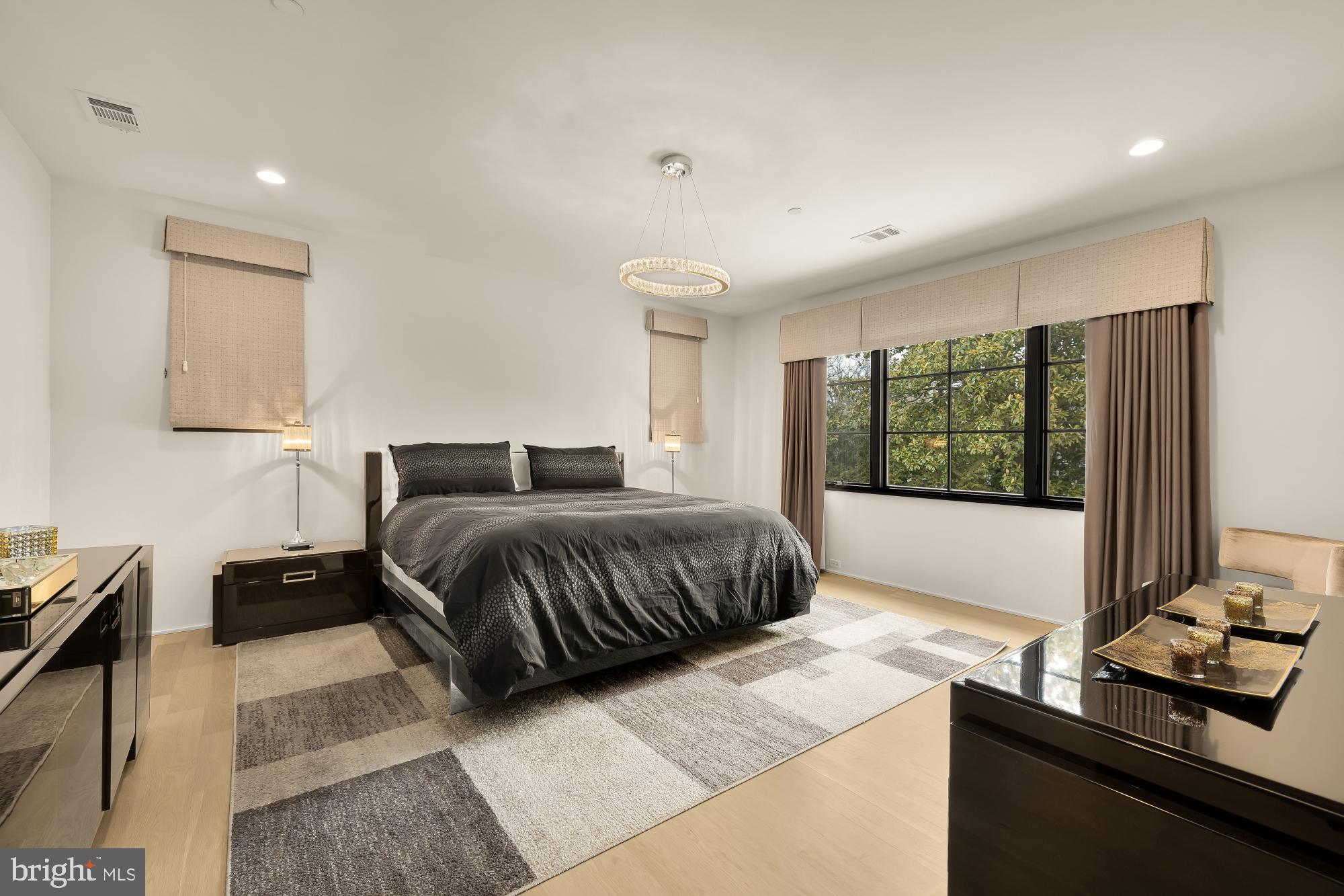 EDGEMOOR - Residential