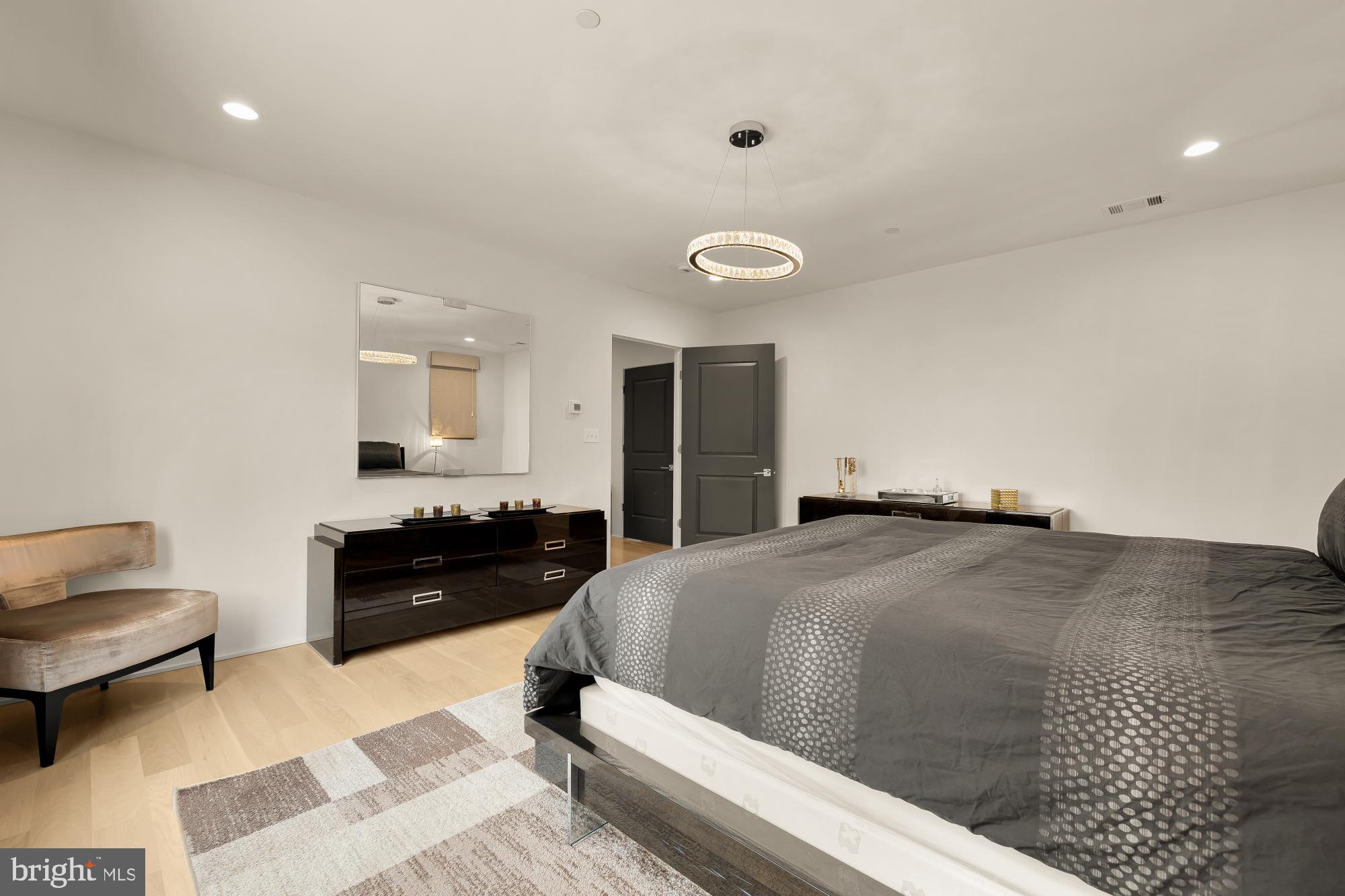 EDGEMOOR - Residential