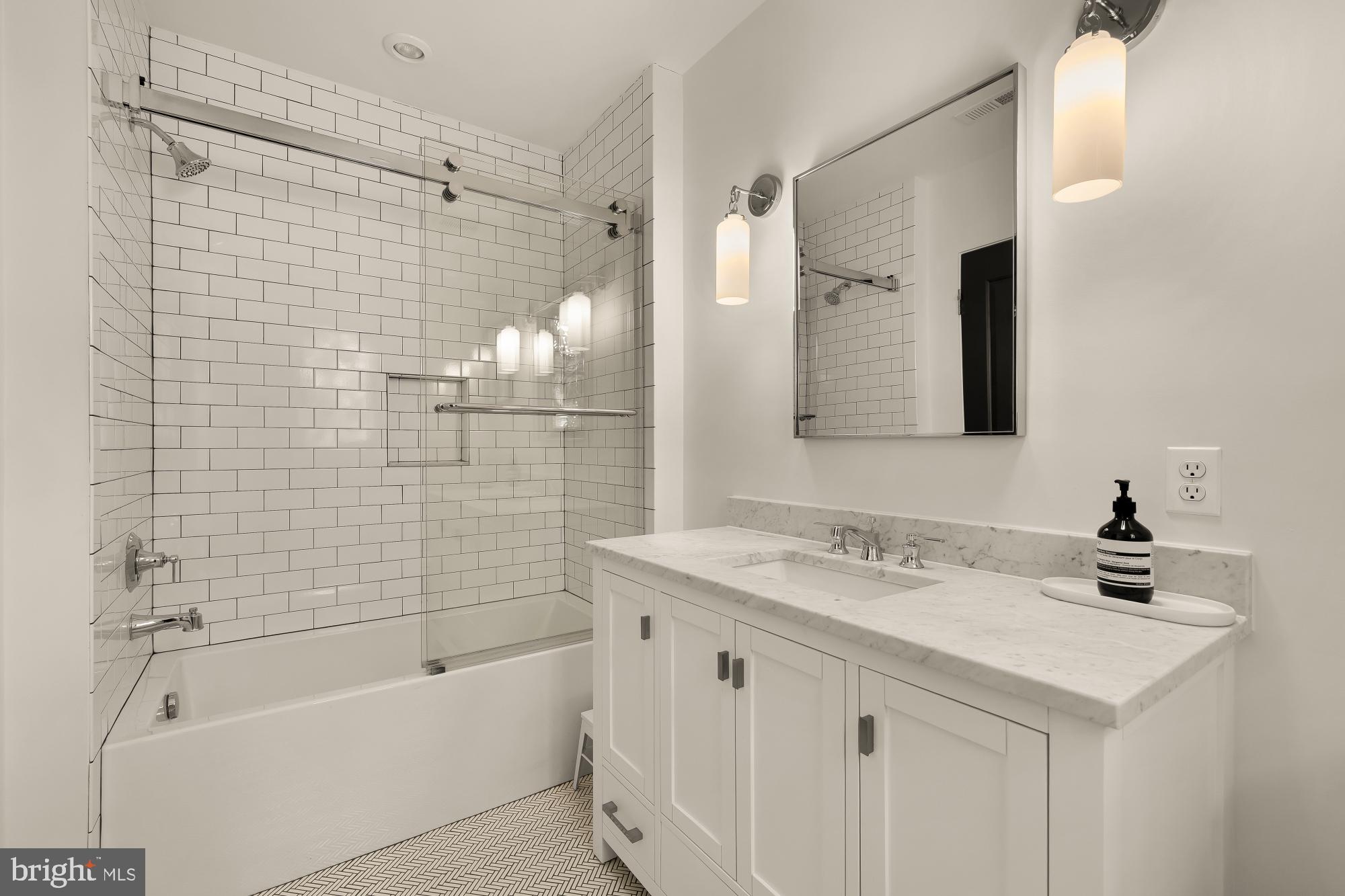 EDGEMOOR - Residential