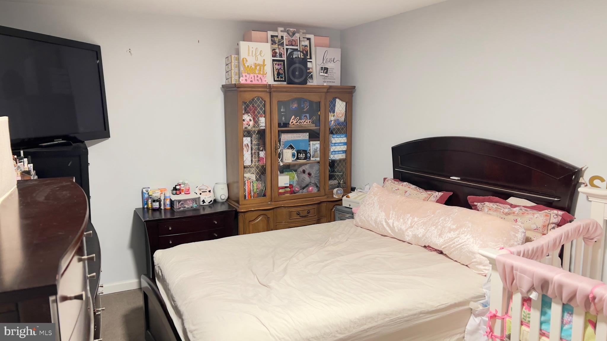 HUNTERS WOODS - Residential