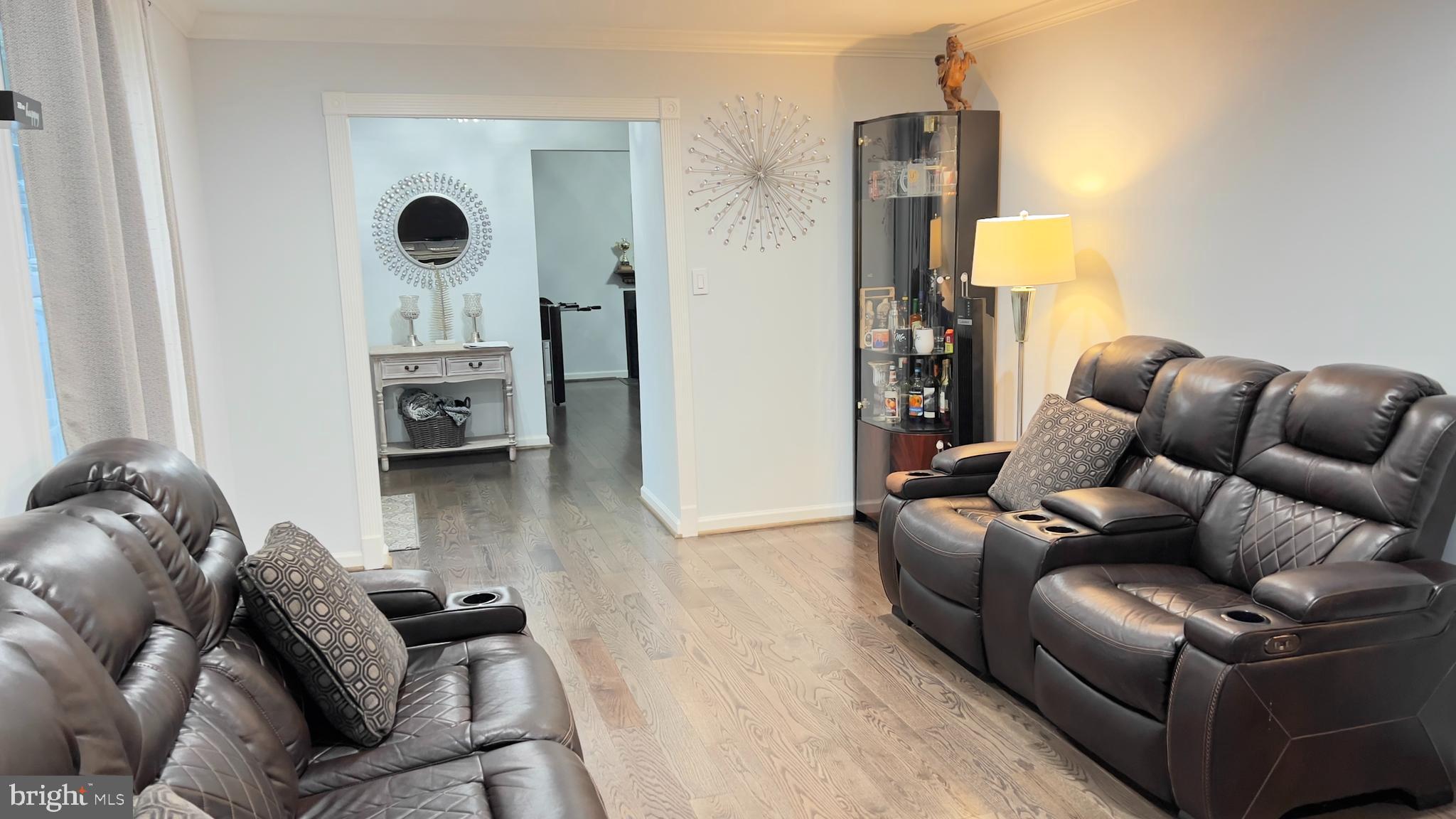 HUNTERS WOODS - Residential