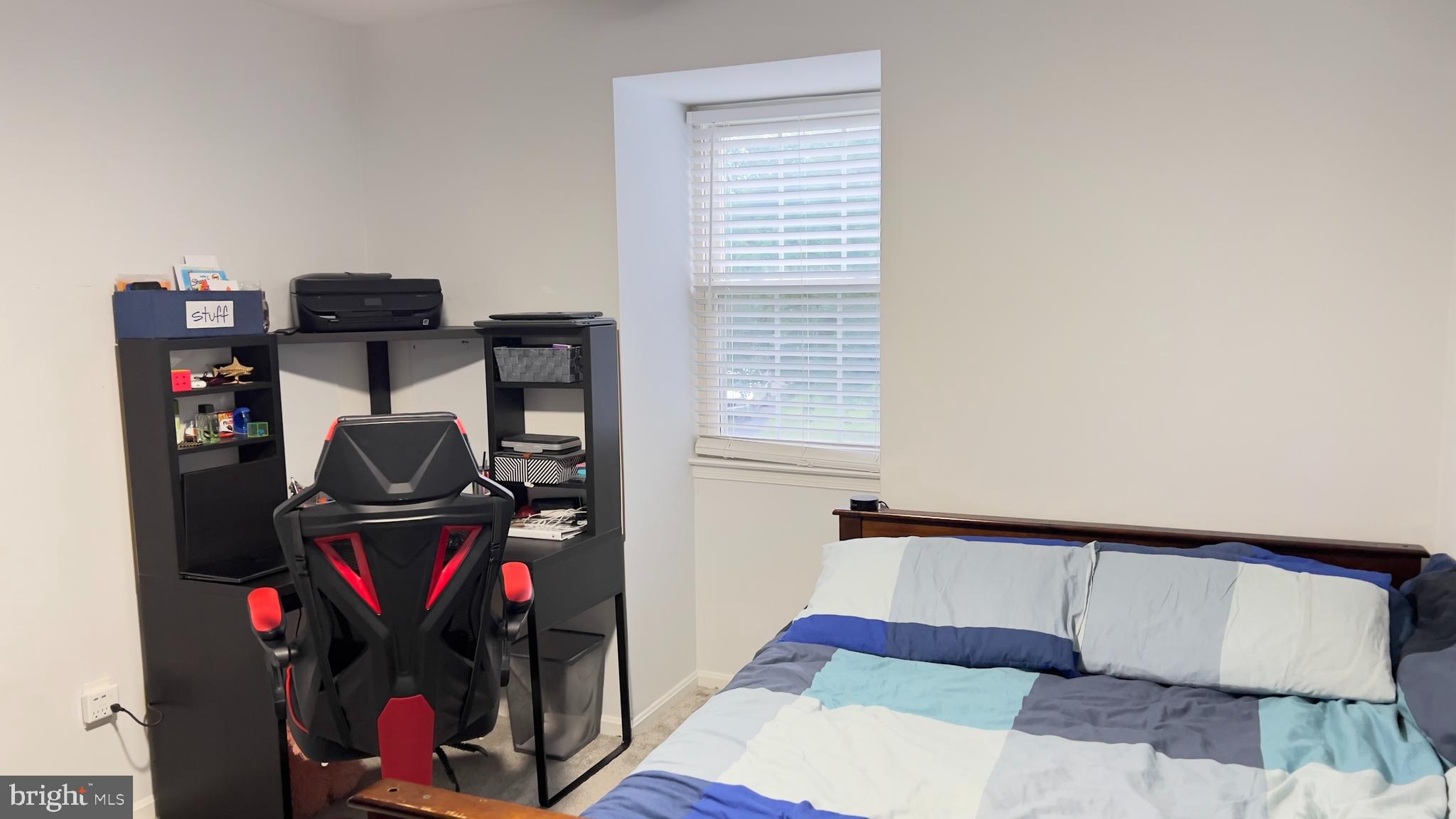 HUNTERS WOODS - Residential