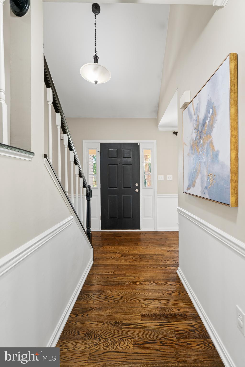 1 NEW BEDFORD COURT