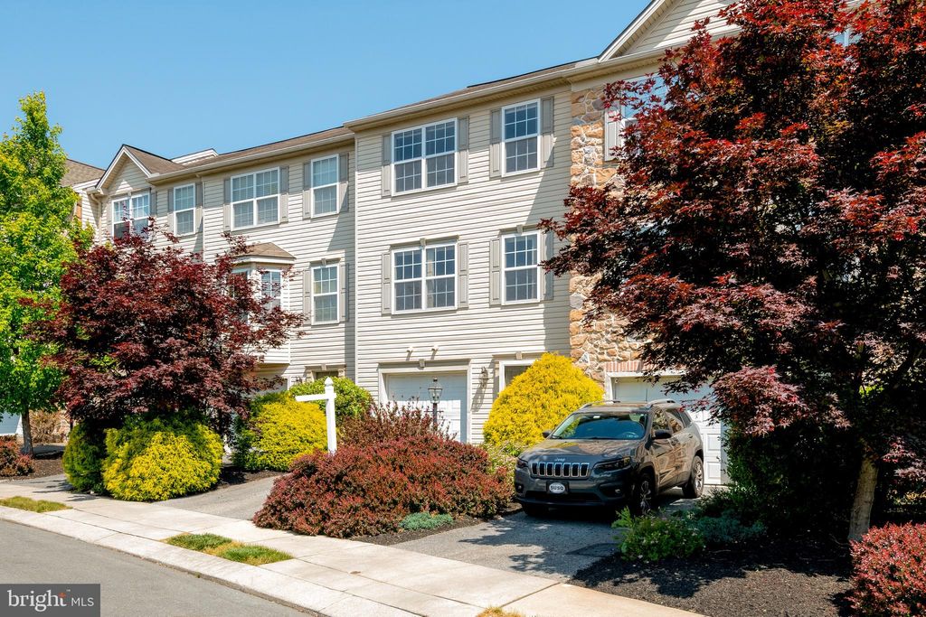 Photo of 131 BRADFORD ST, MILLERSVILLE, PA 17551 (MLS # PALA2035996)