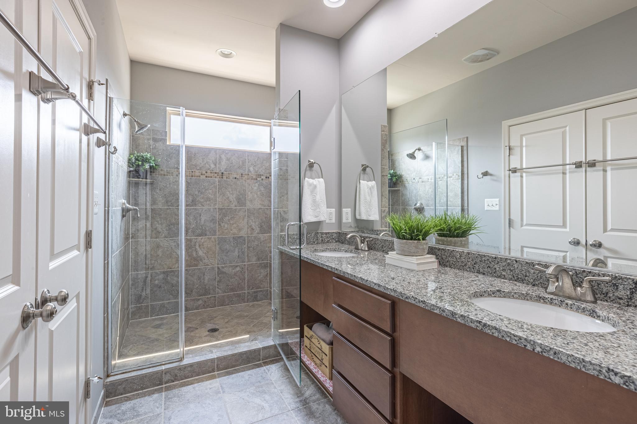 BRAMBLETON TOWN CENTER - Residential