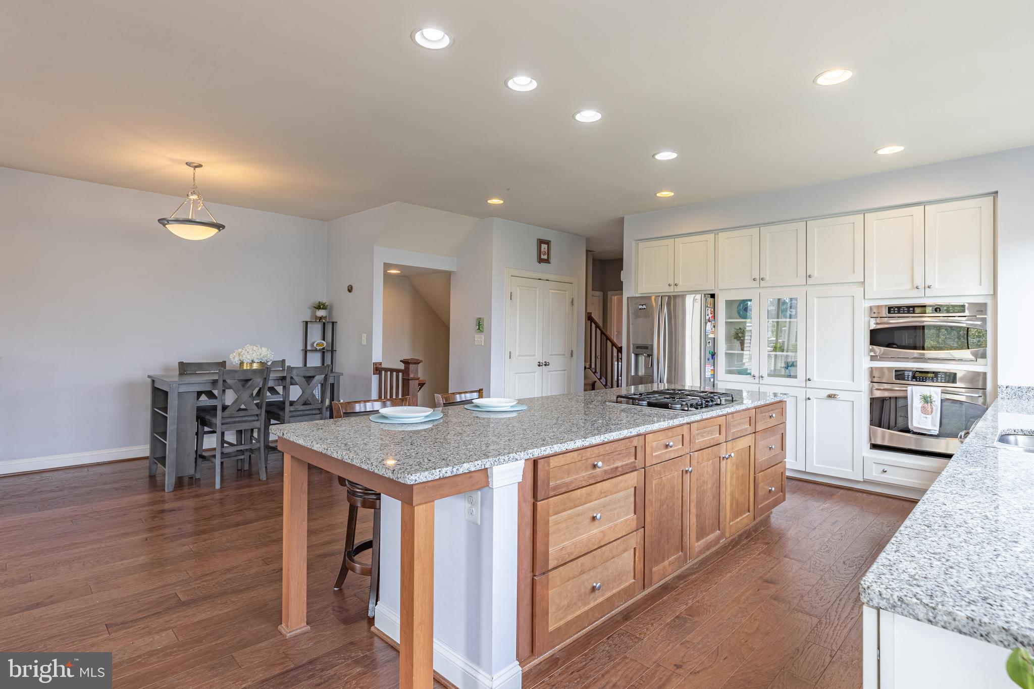 BRAMBLETON TOWN CENTER - Residential