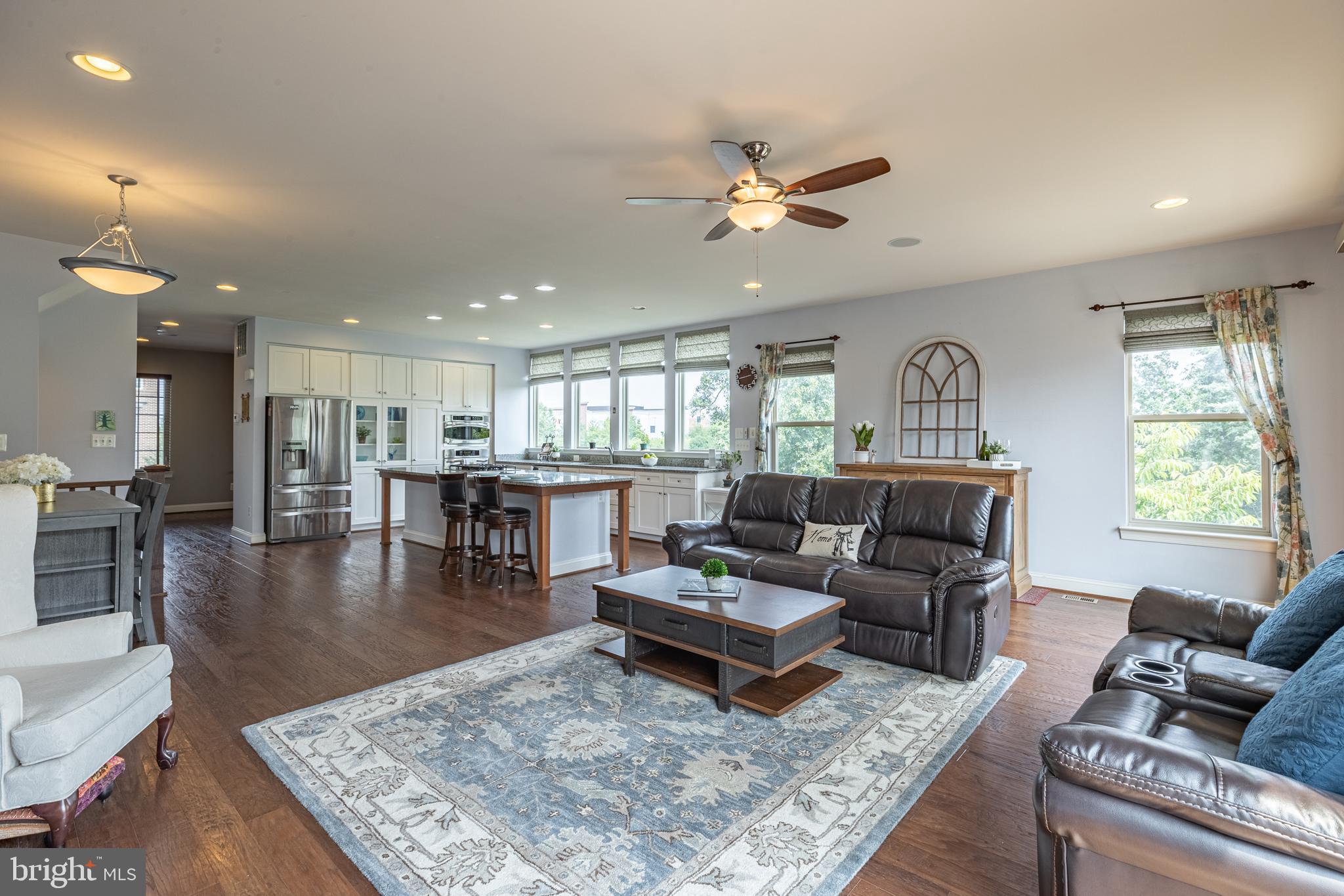 BRAMBLETON TOWN CENTER - Residential