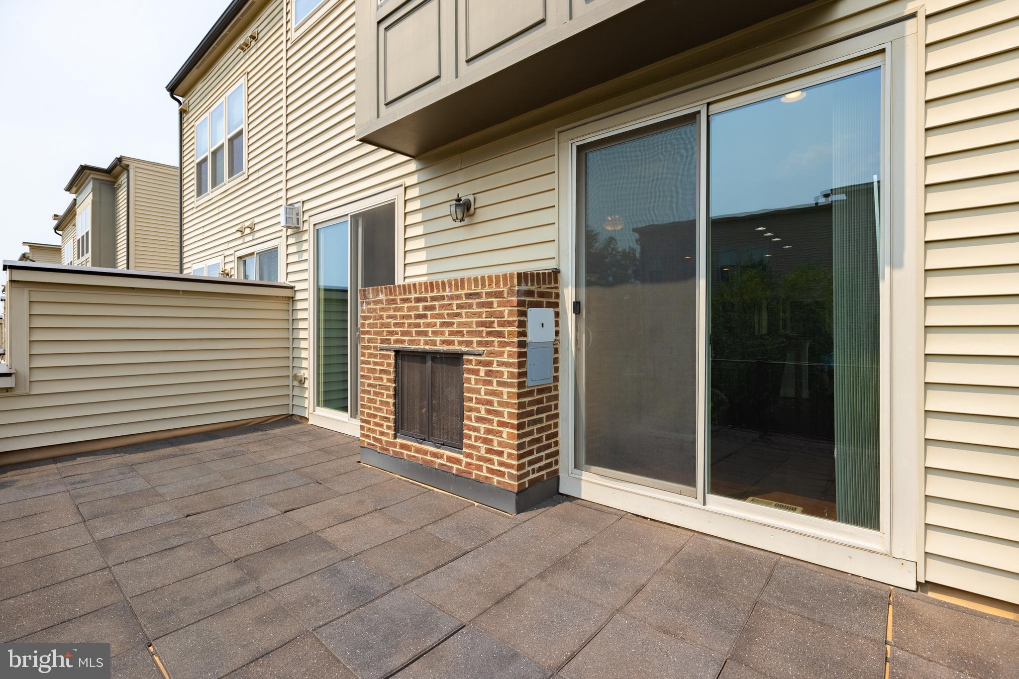 BRAMBLETON TOWN CENTER - Residential