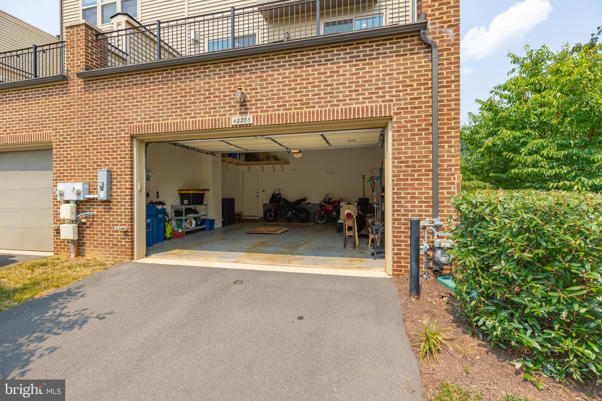 BRAMBLETON TOWN CENTER - Residential