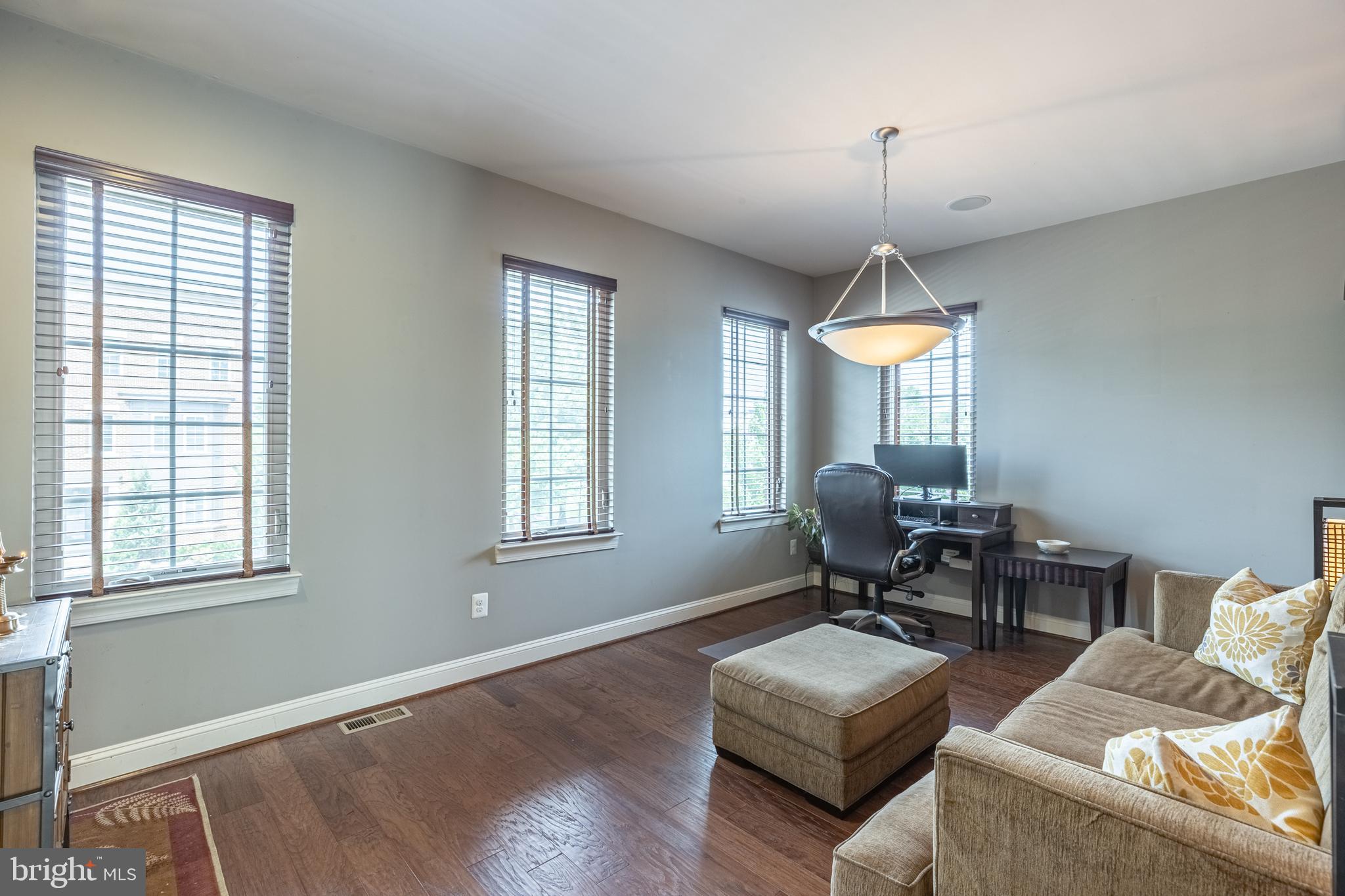 BRAMBLETON TOWN CENTER - Residential