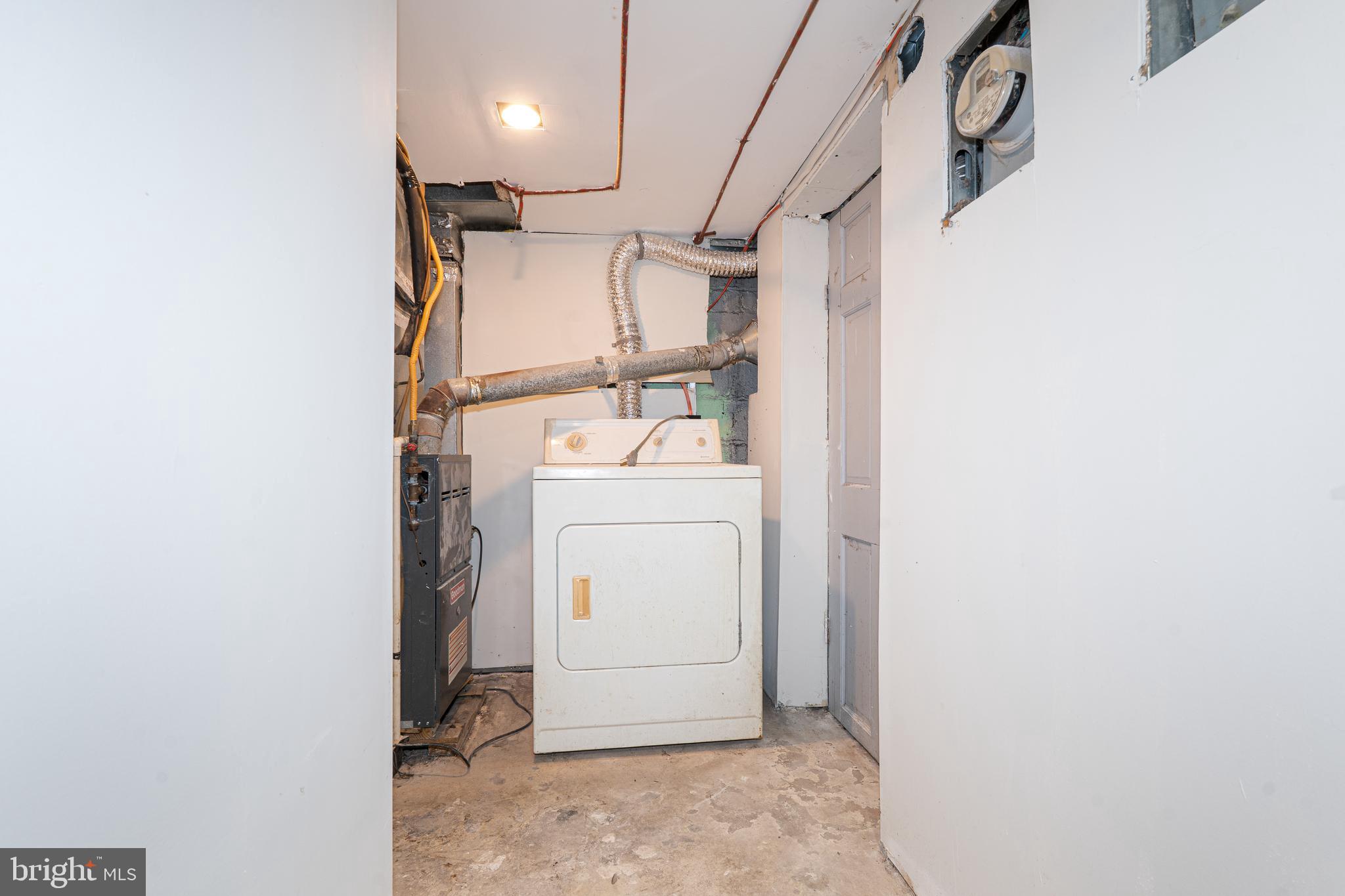 BELAIR-EDISON - Residential Lease