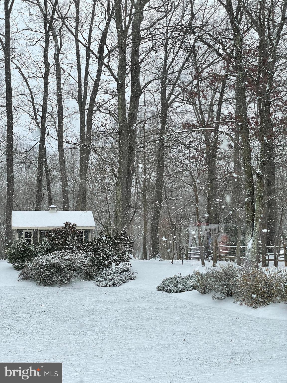 HICKORY HILLS - Residential