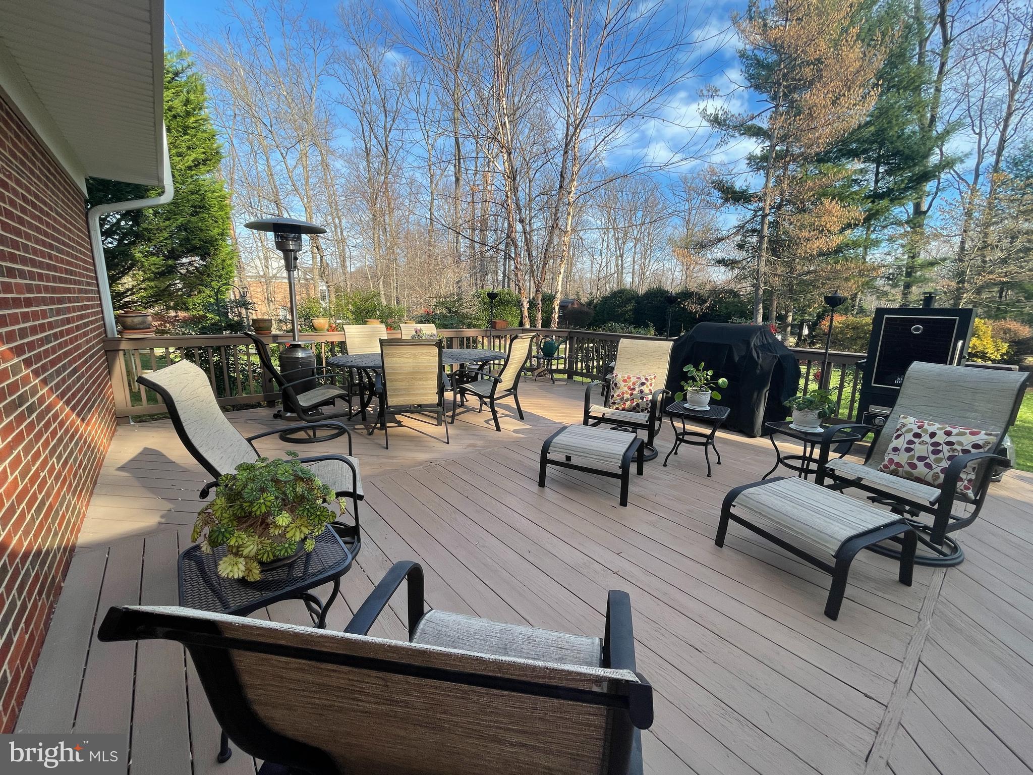 HICKORY HILLS - Residential