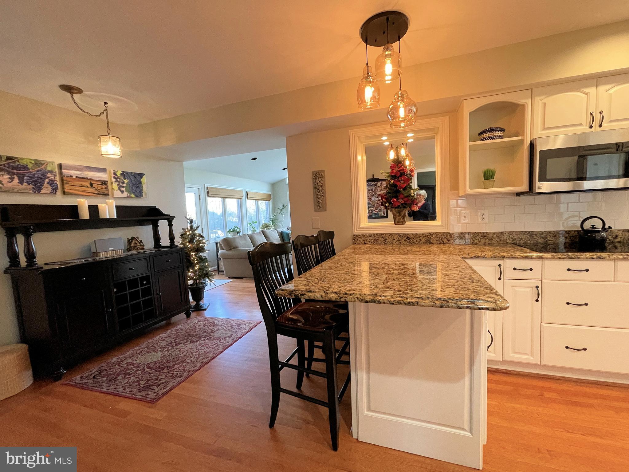 HICKORY HILLS - Residential