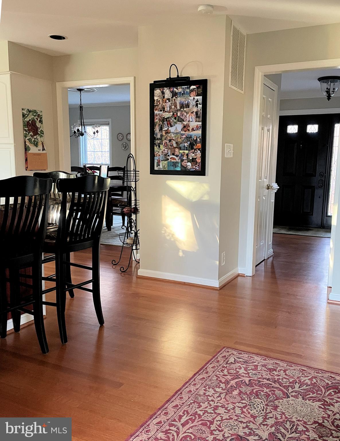 HICKORY HILLS - Residential