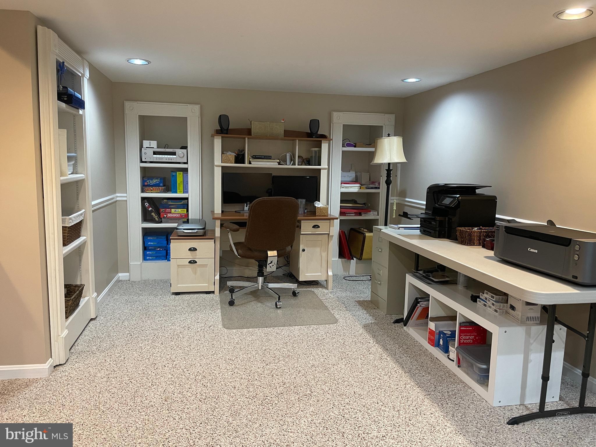 HICKORY HILLS - Residential