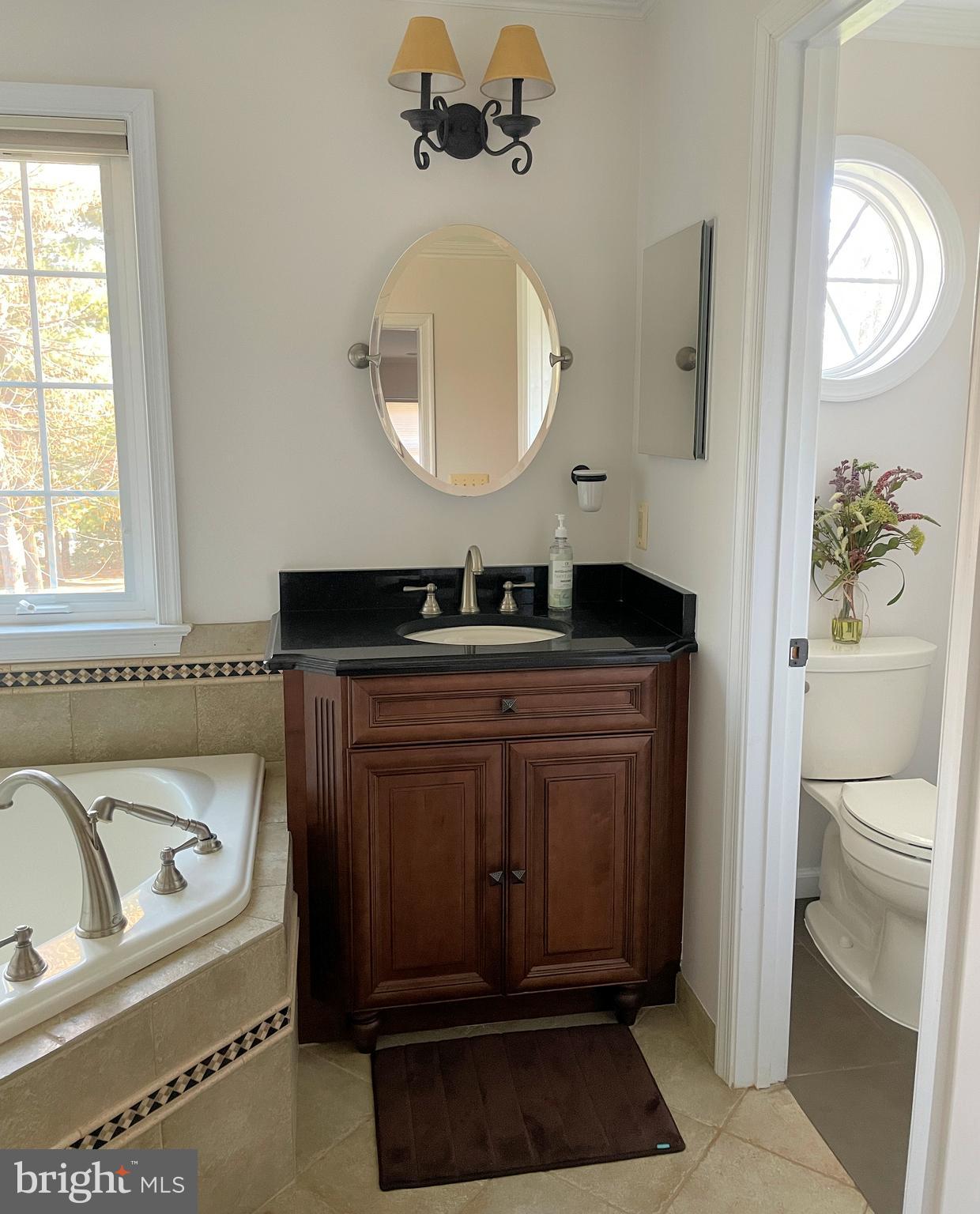 HICKORY HILLS - Residential