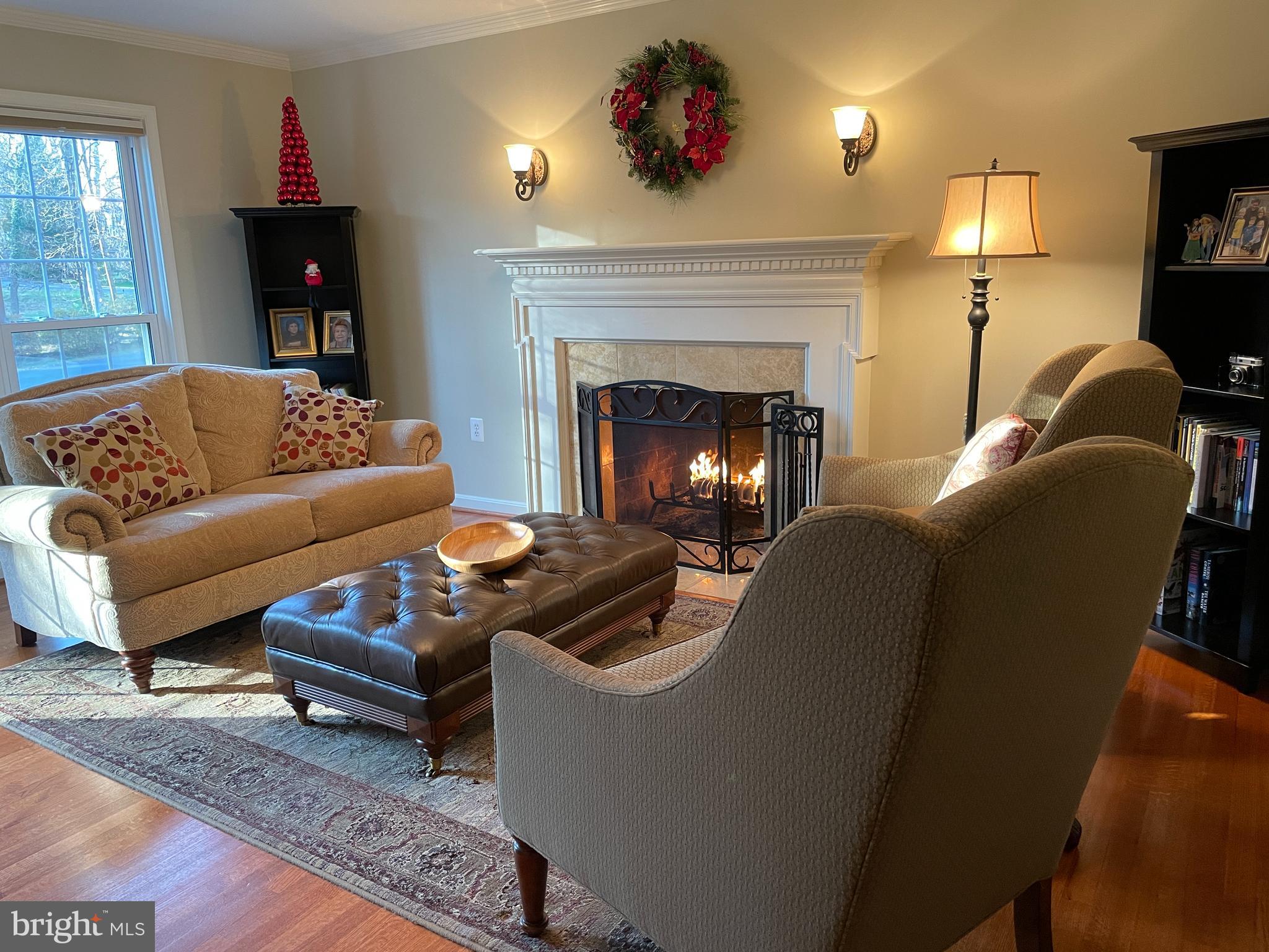 HICKORY HILLS - Residential