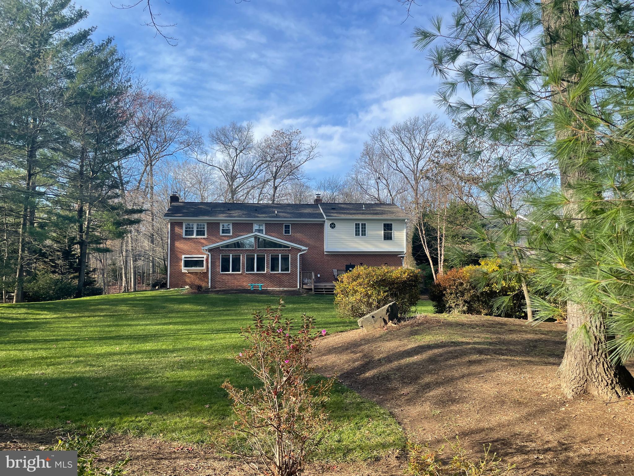 HICKORY HILLS - Residential