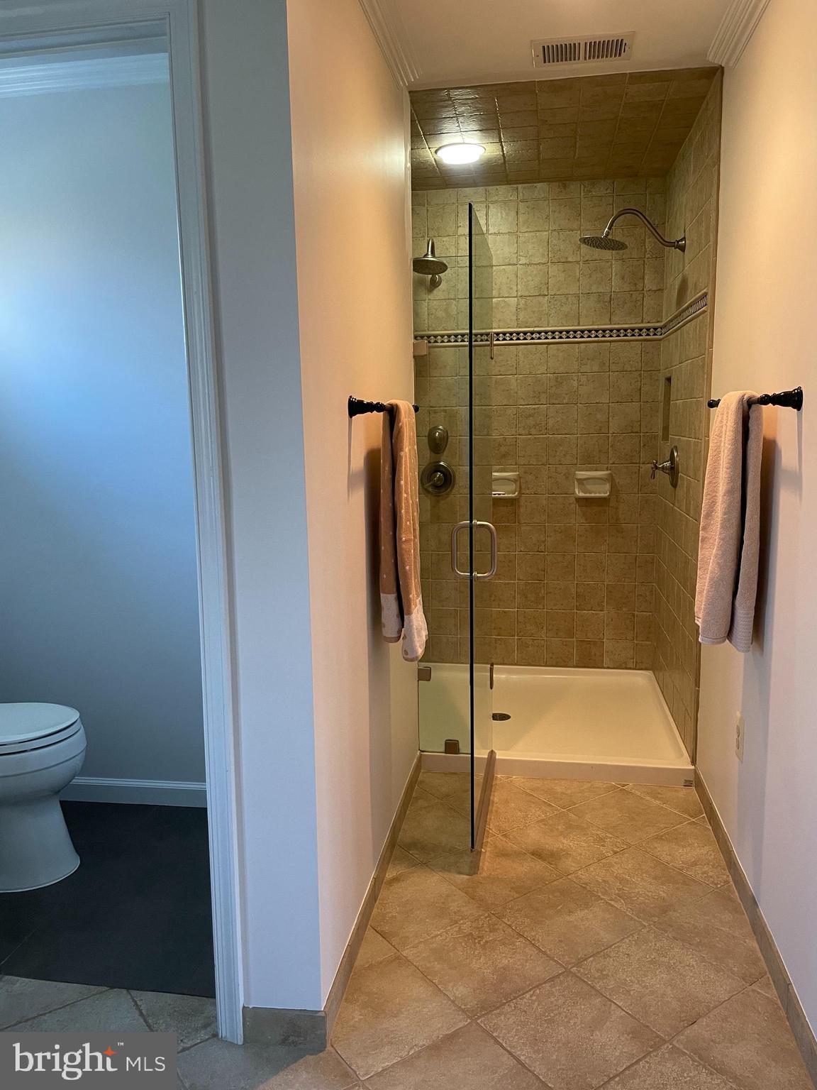 HICKORY HILLS - Residential