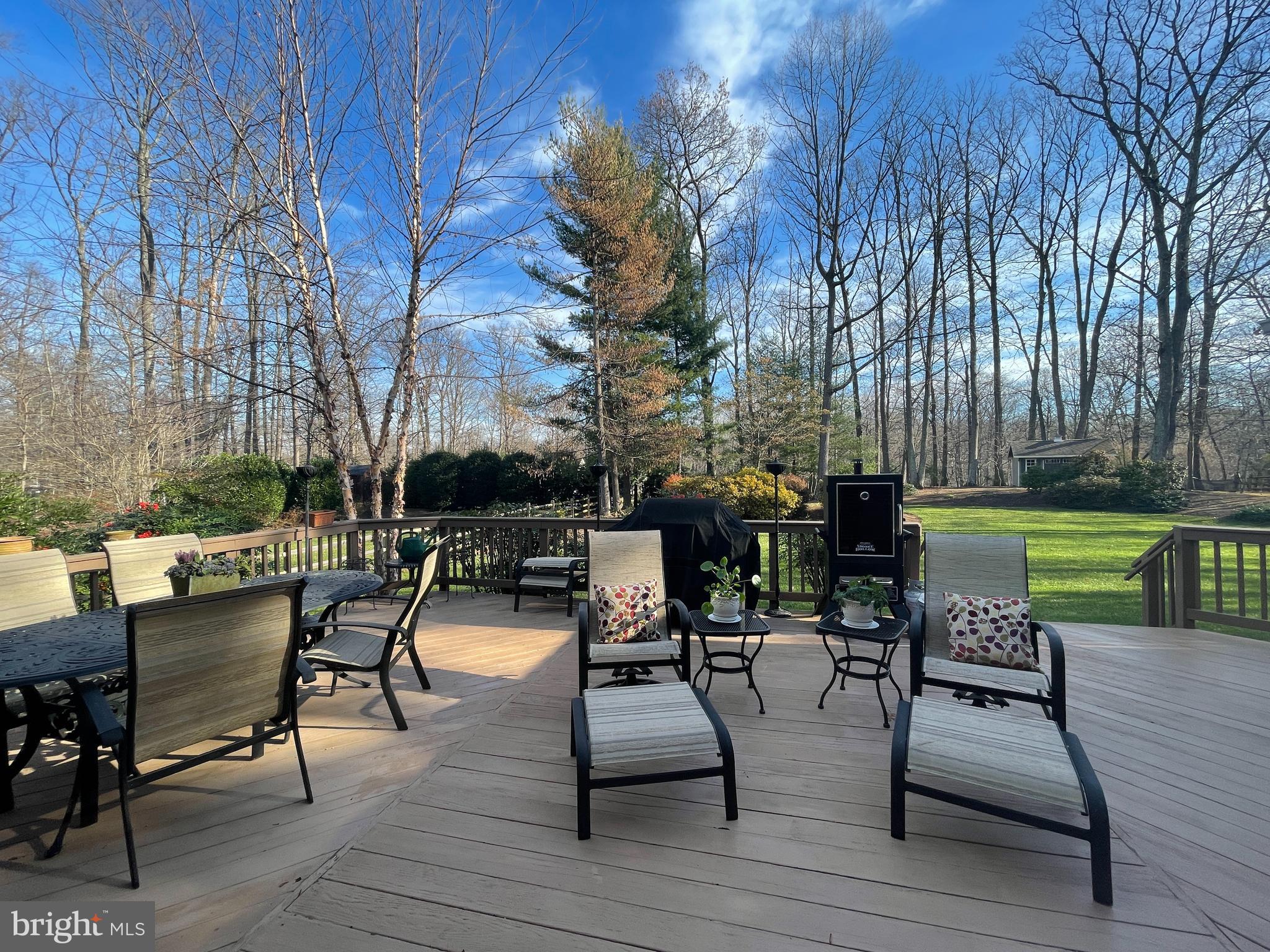 HICKORY HILLS - Residential